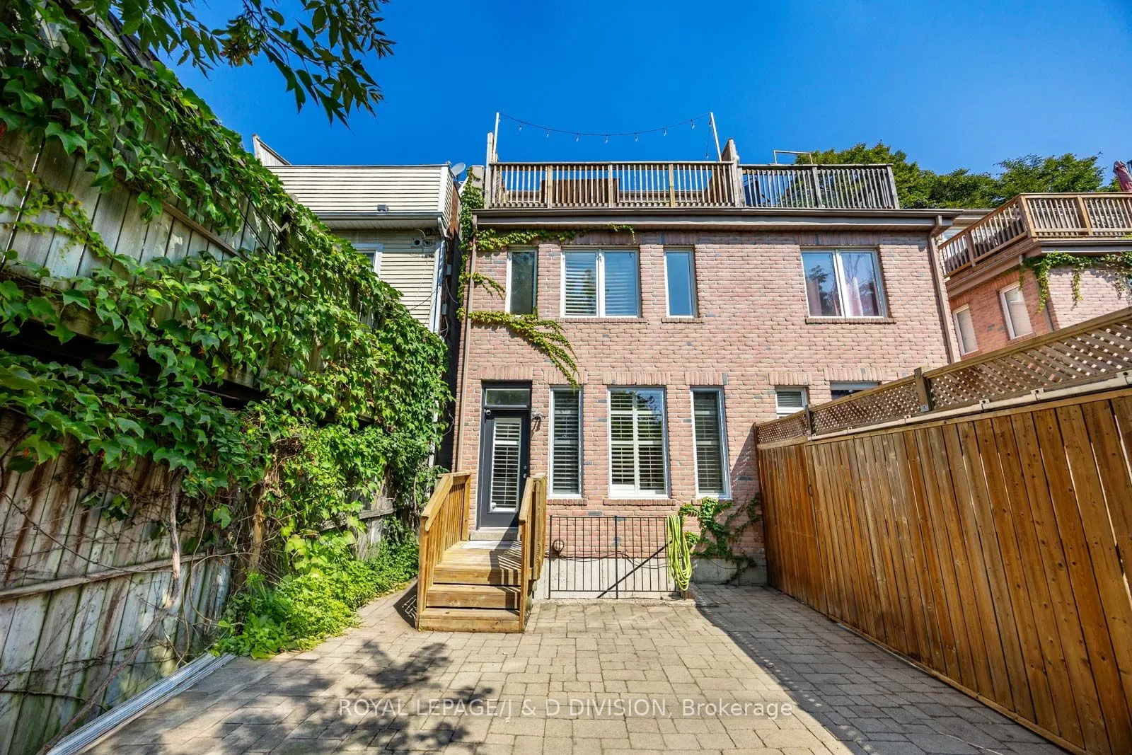33 Clark Street
