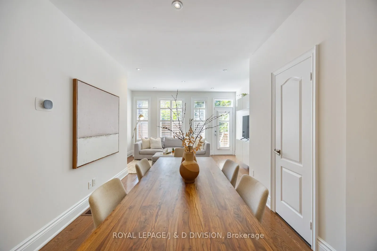 33 Clark Street