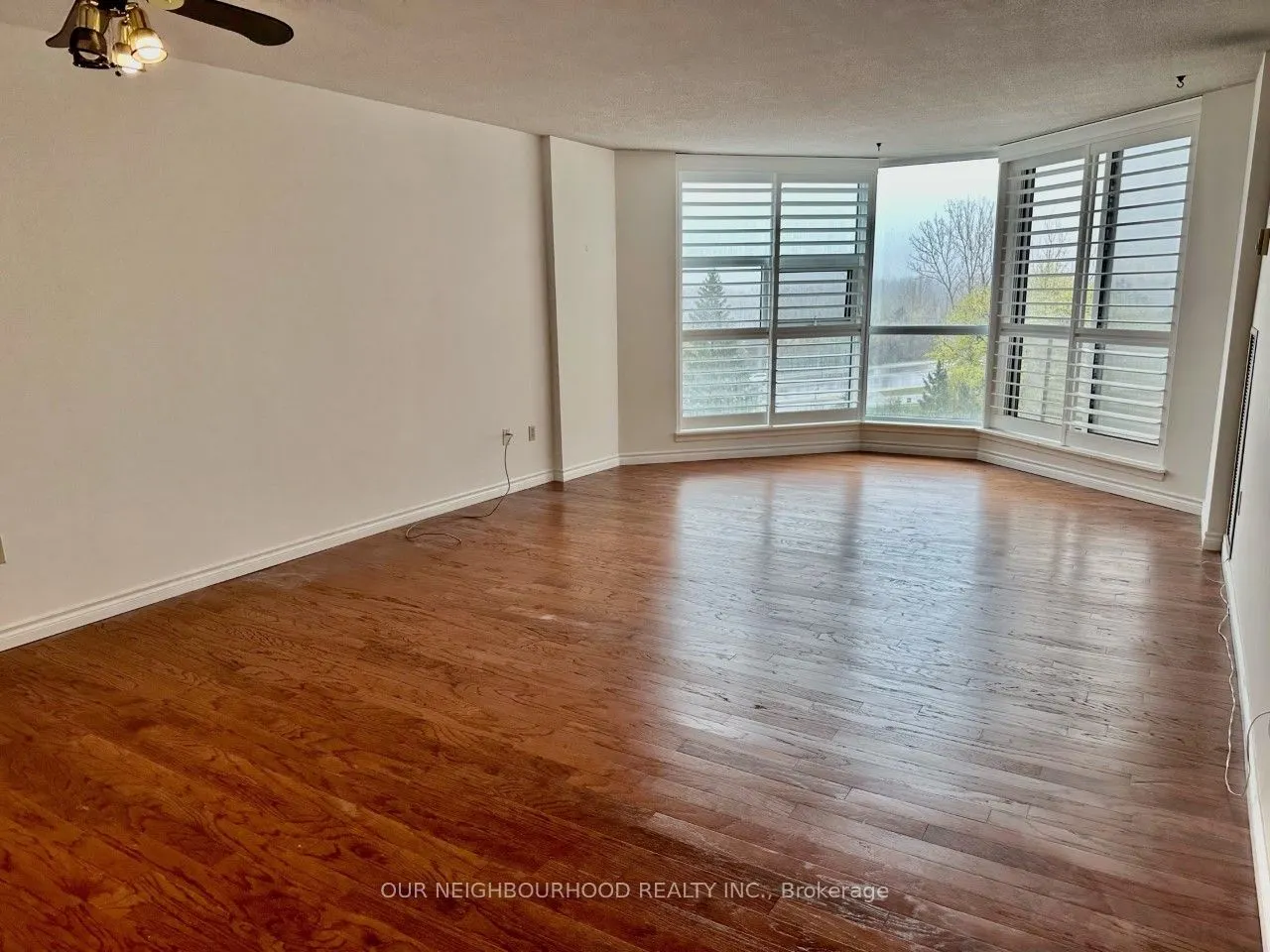 20 Dean Park Road, #611