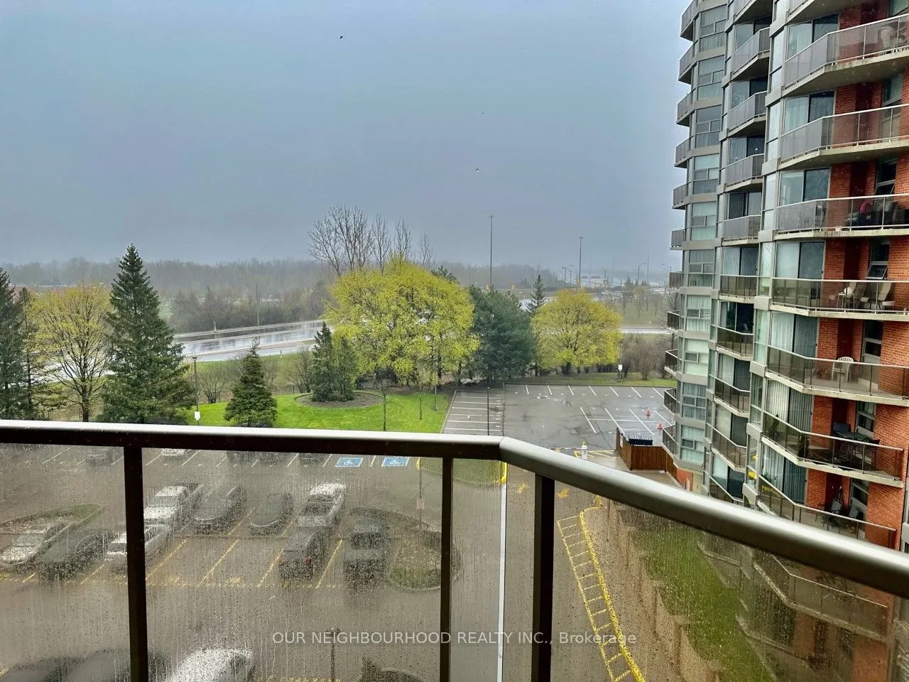 20 Dean Park Road, #611
