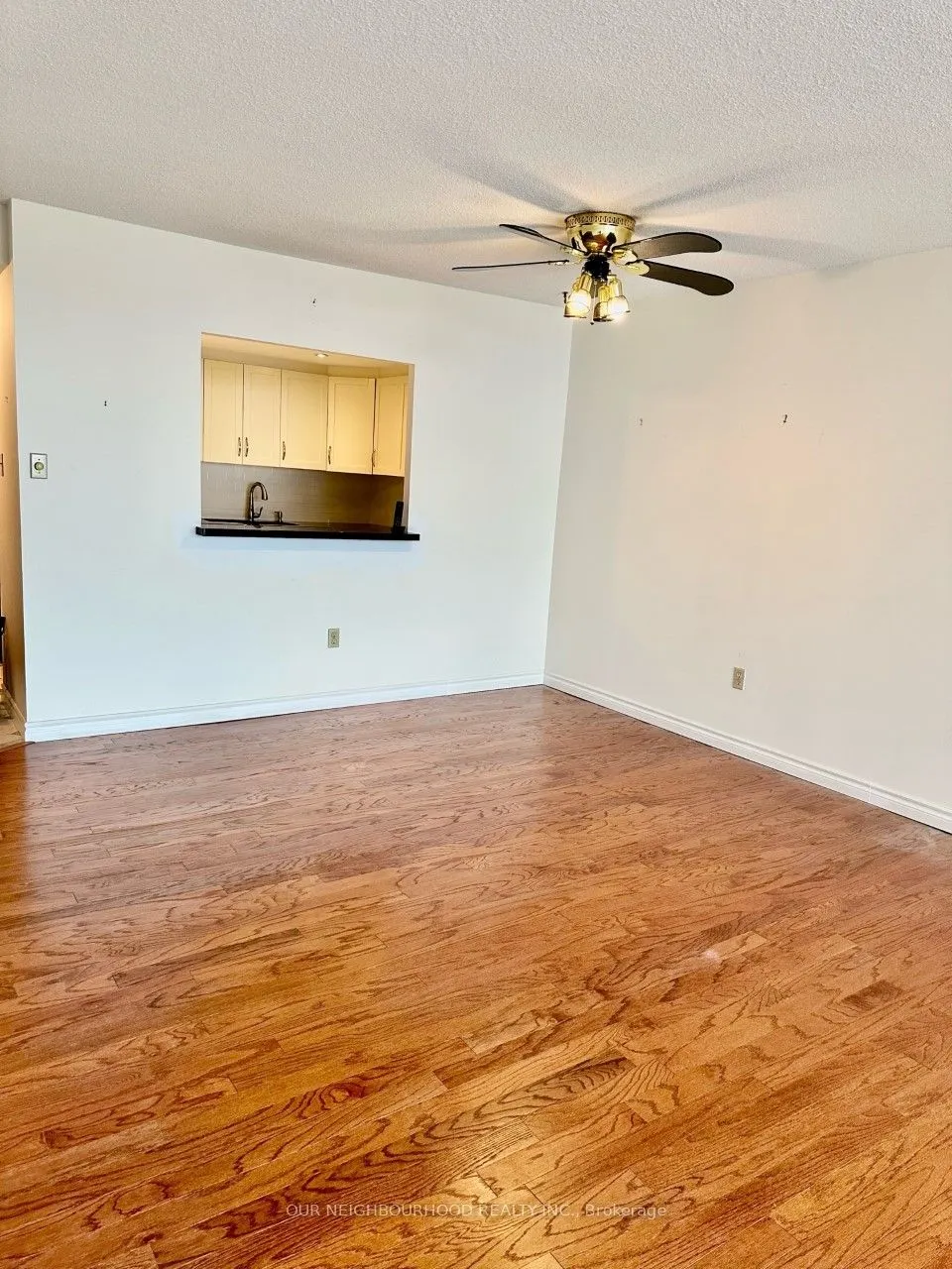20 Dean Park Road, #611