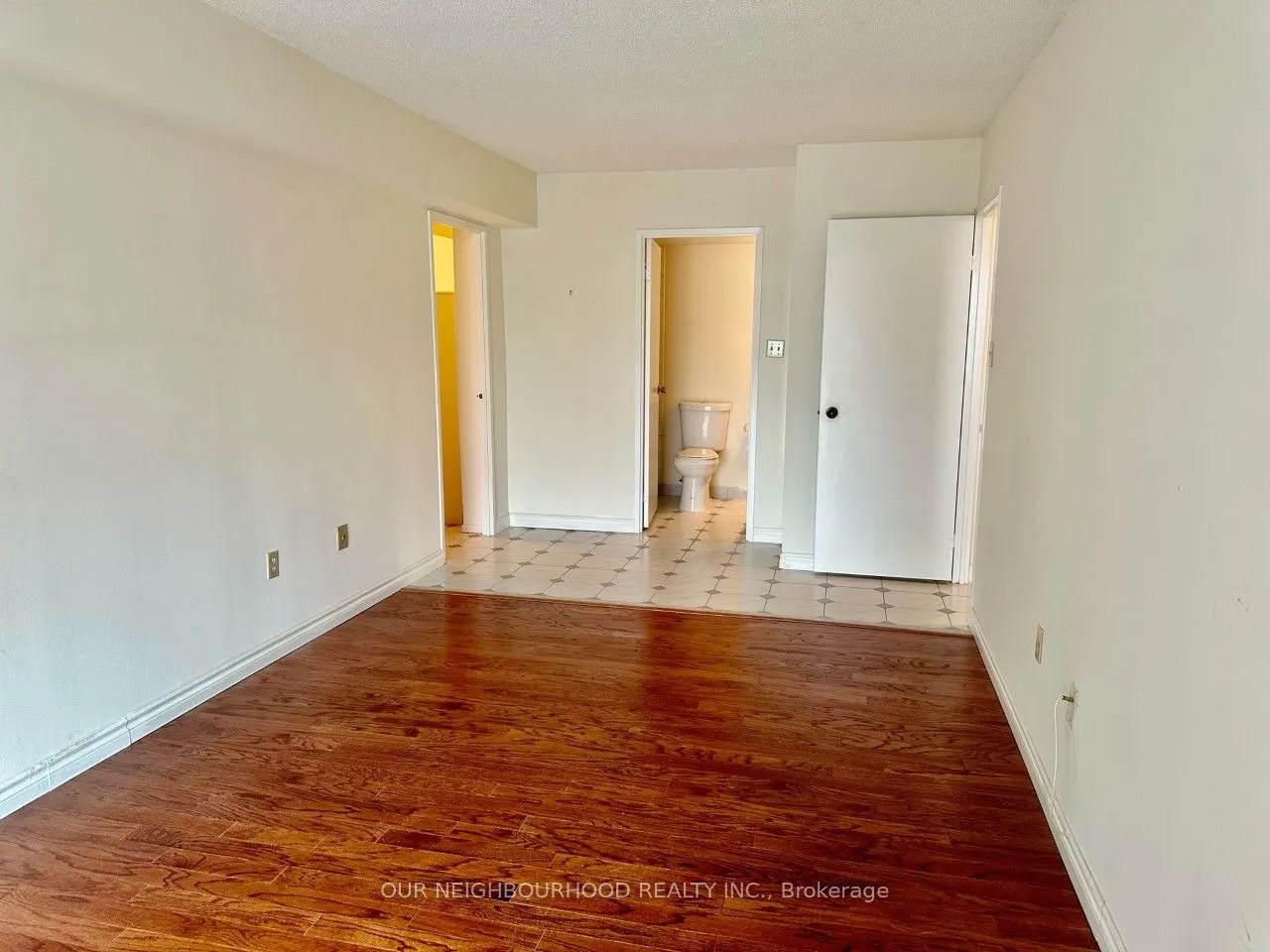 20 Dean Park Road, #611