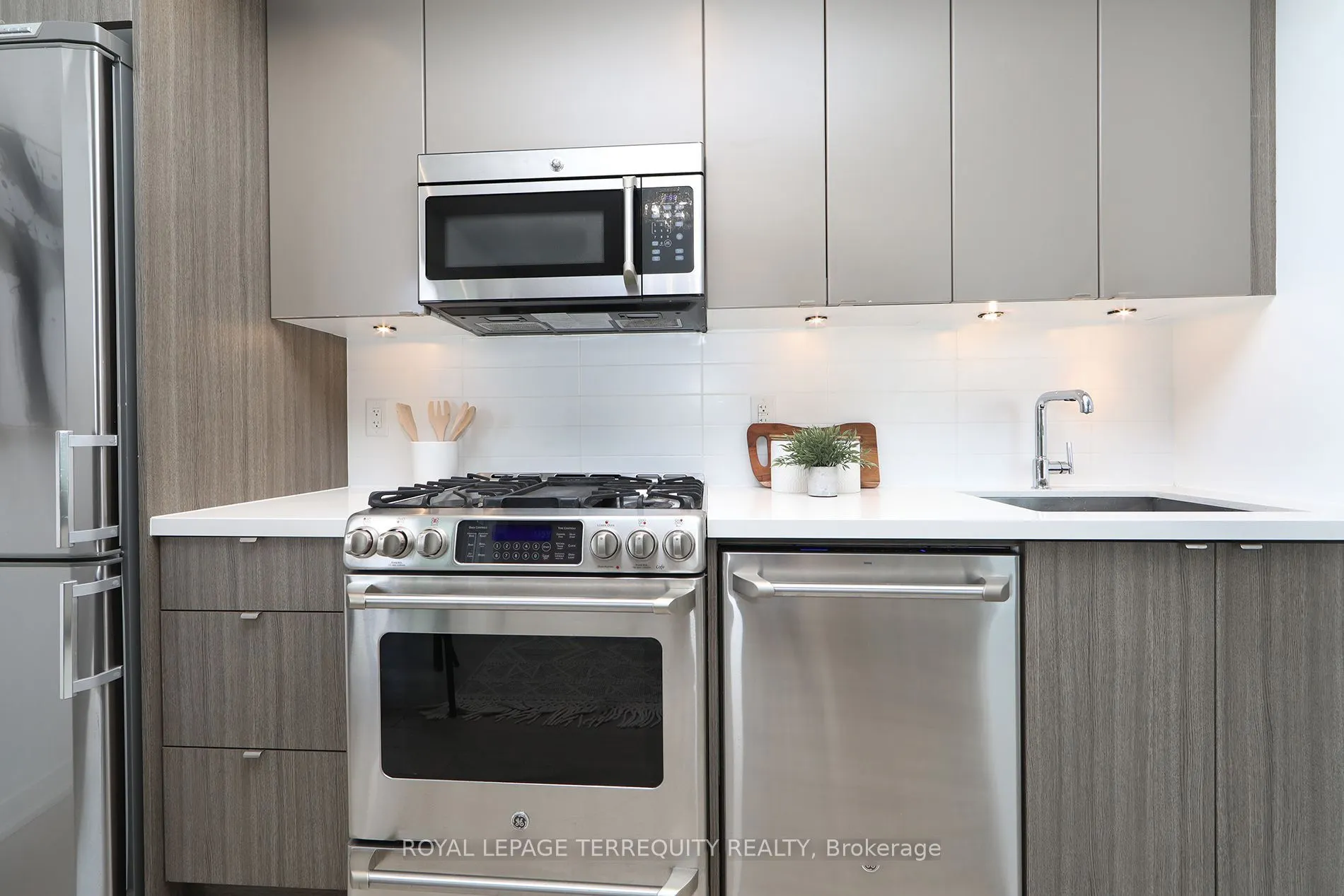 88 Colgate Avenue, #631