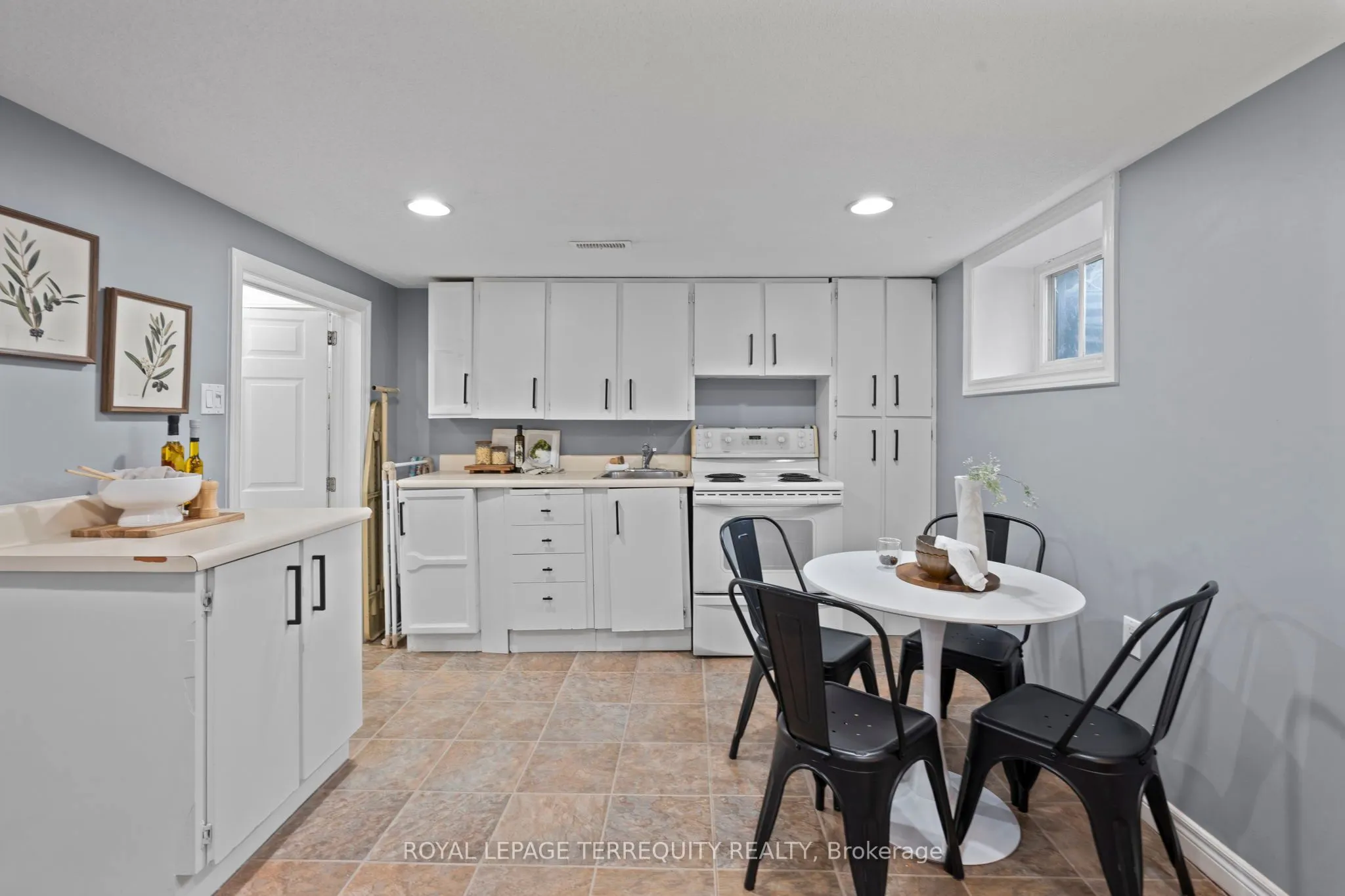 2 Beatty Road