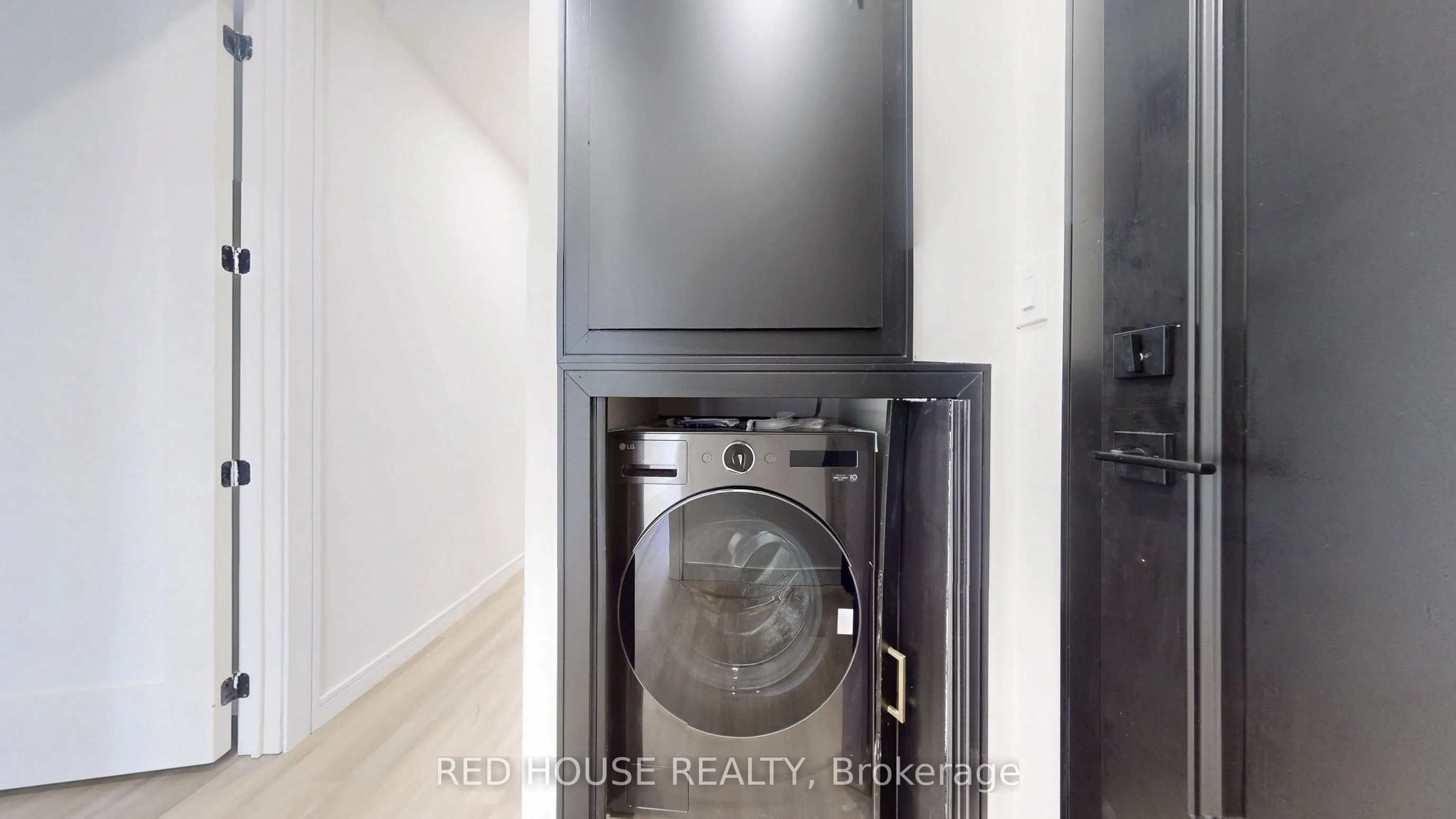 63 Derwyn Road, #2