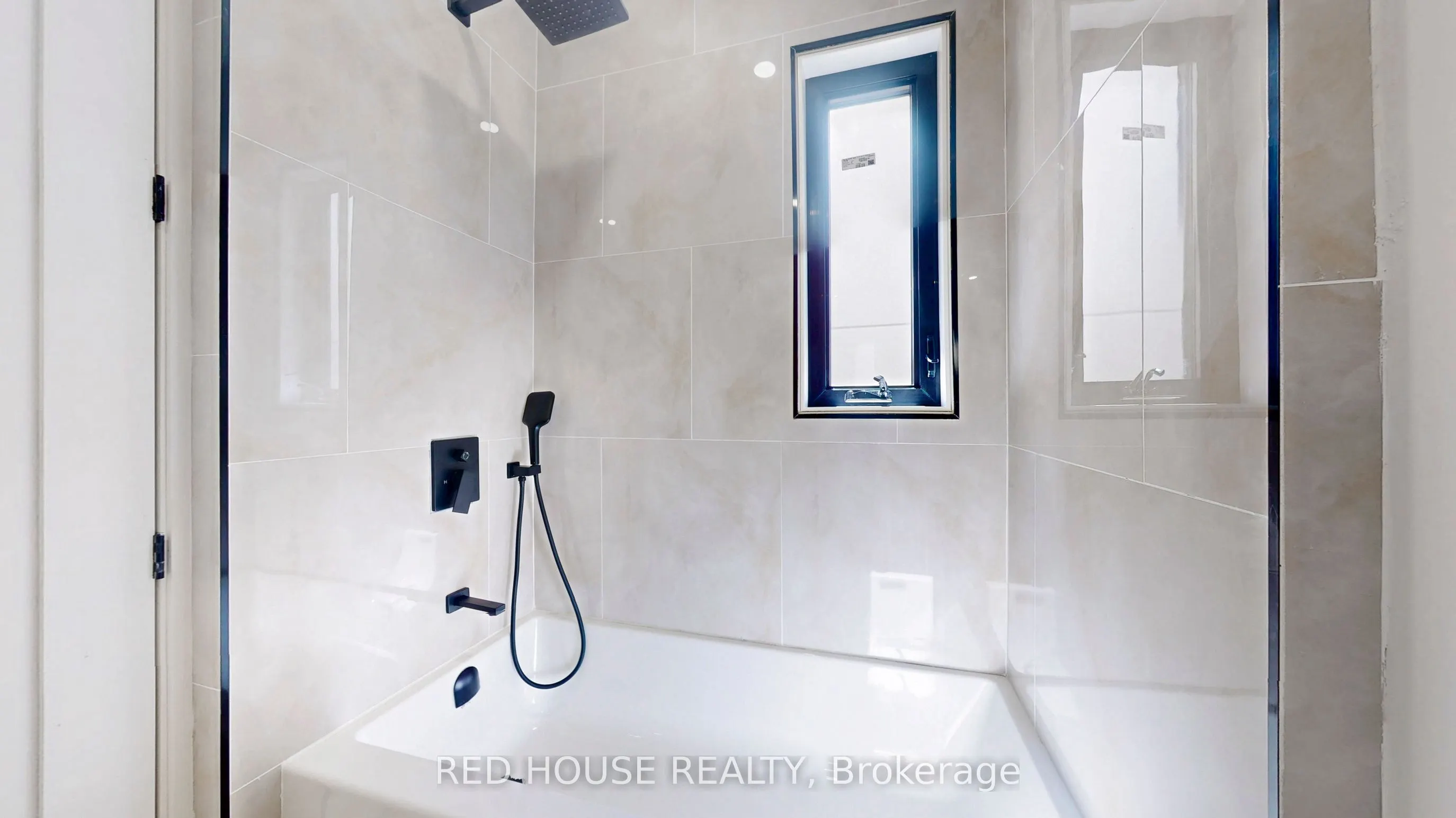 63 Derwyn Road, #2