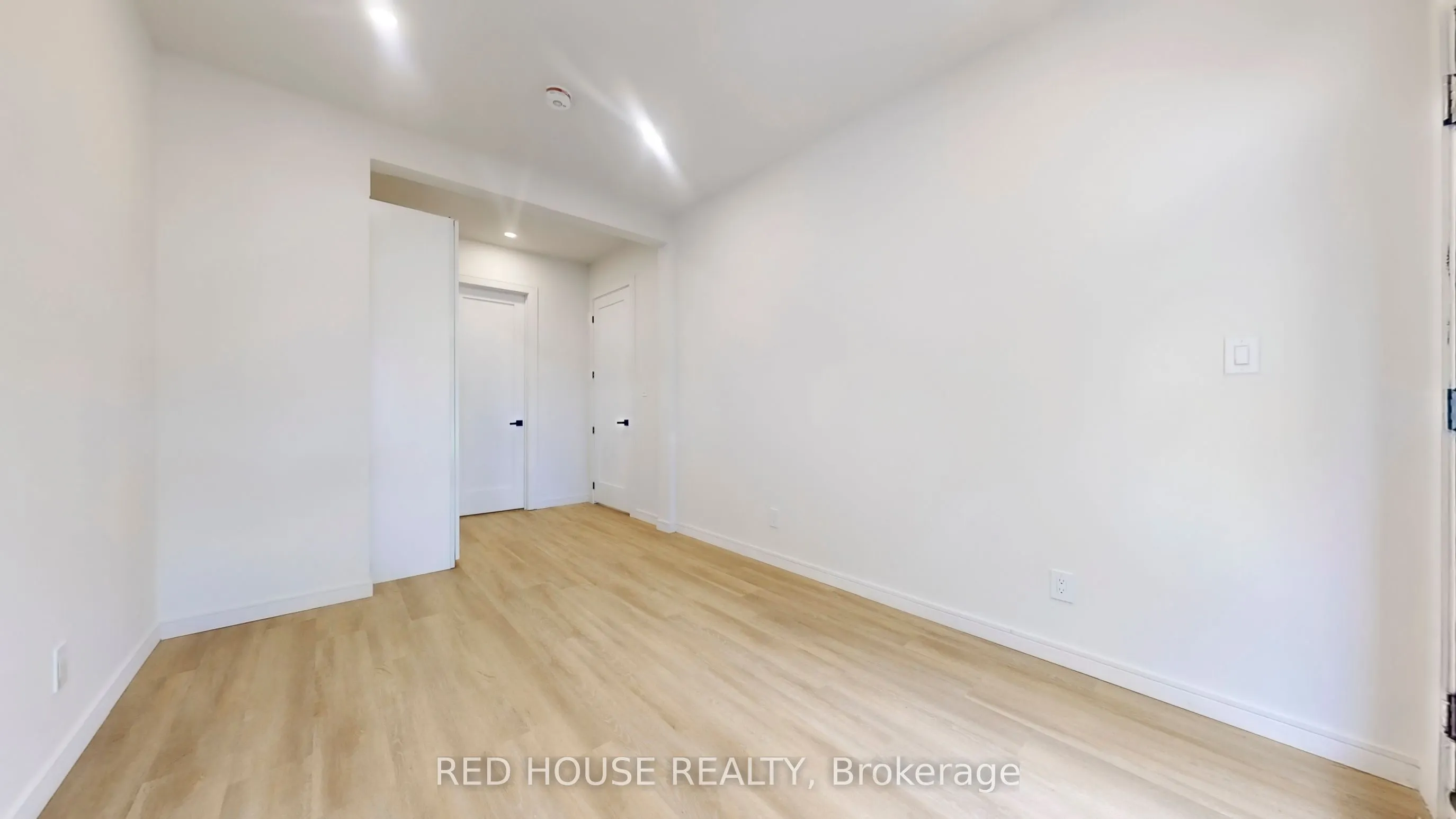 63 Derwyn Road, #2