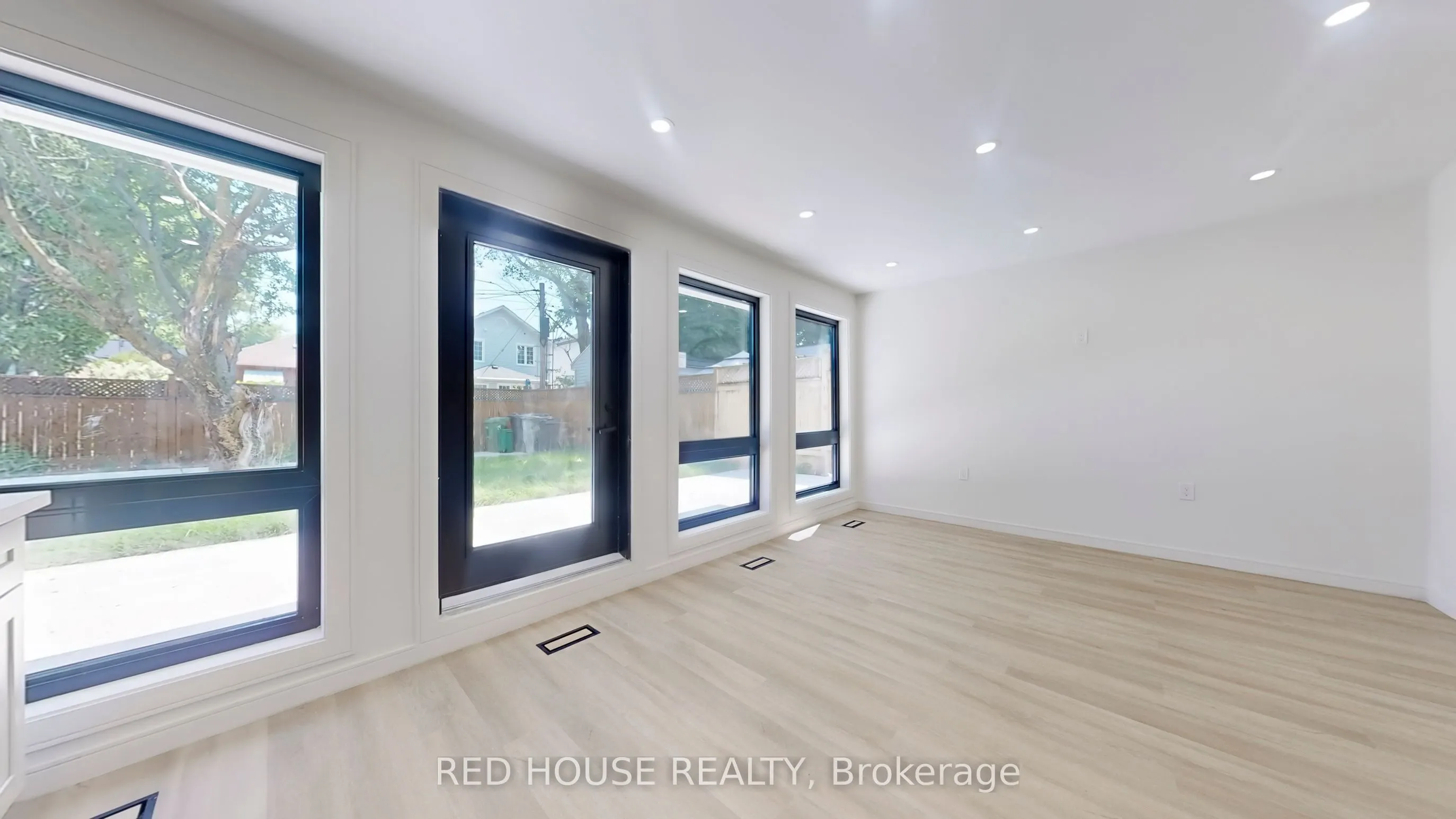 63 Derwyn Road, #1