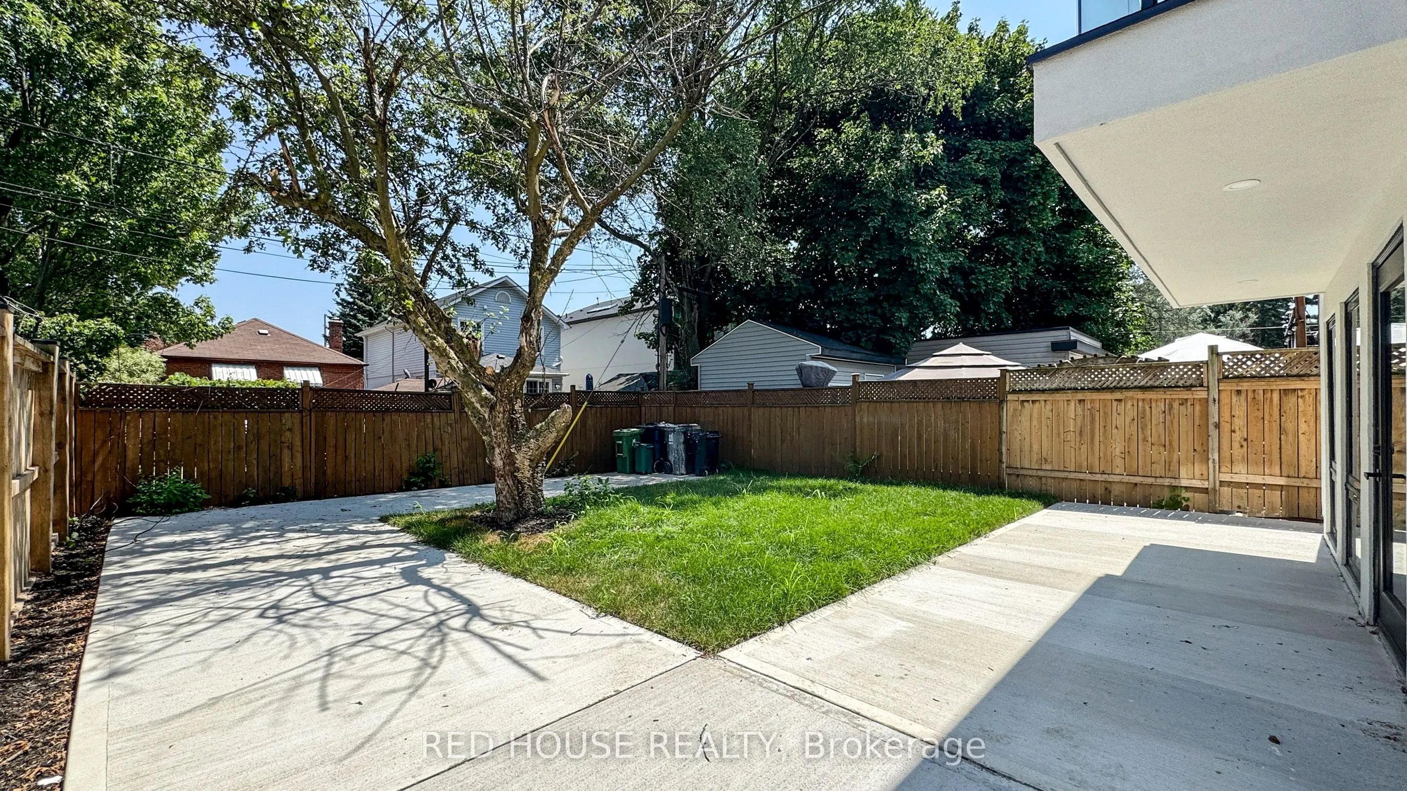 63 Derwyn Road, #1