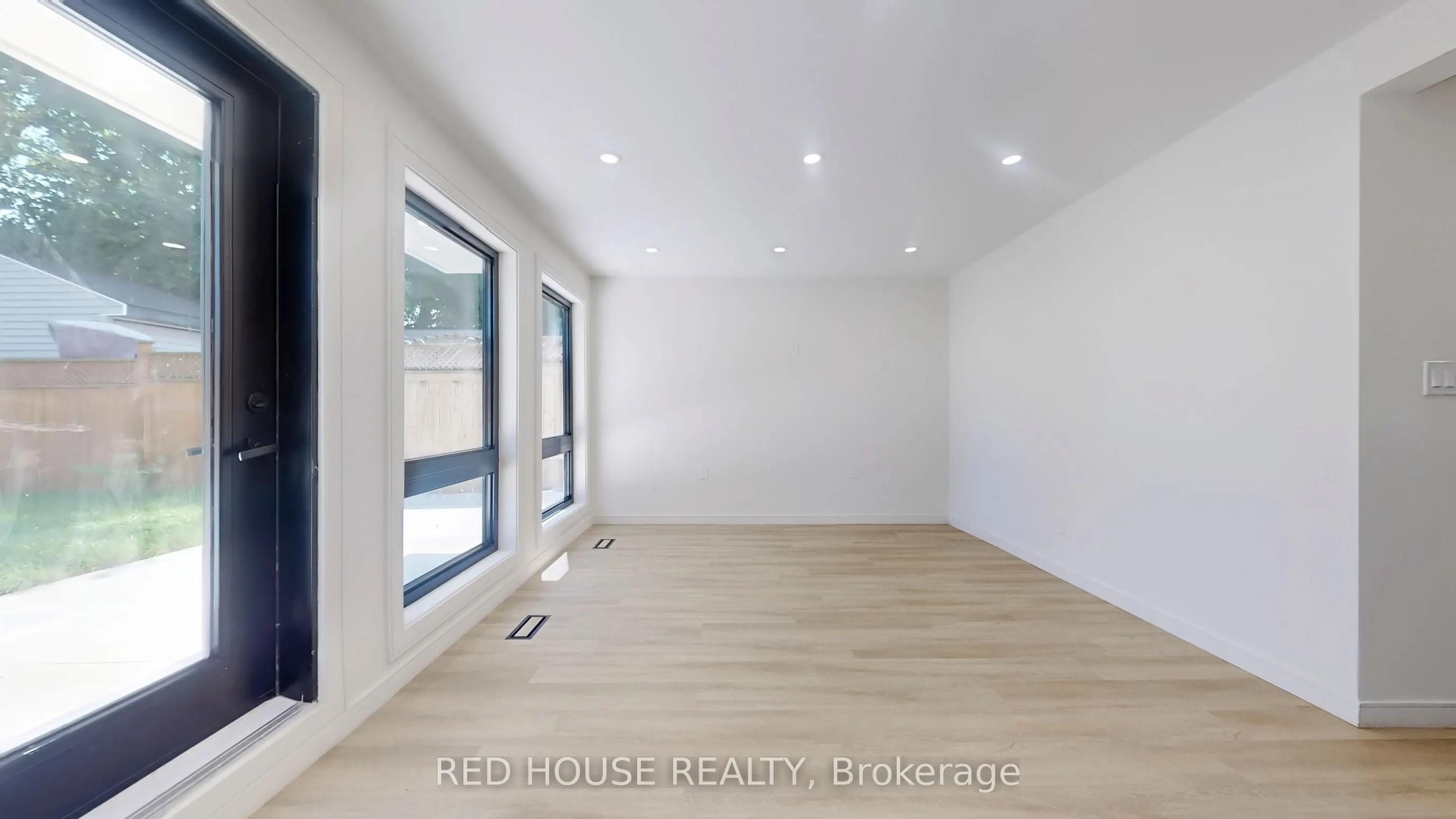63 Derwyn Road, #1