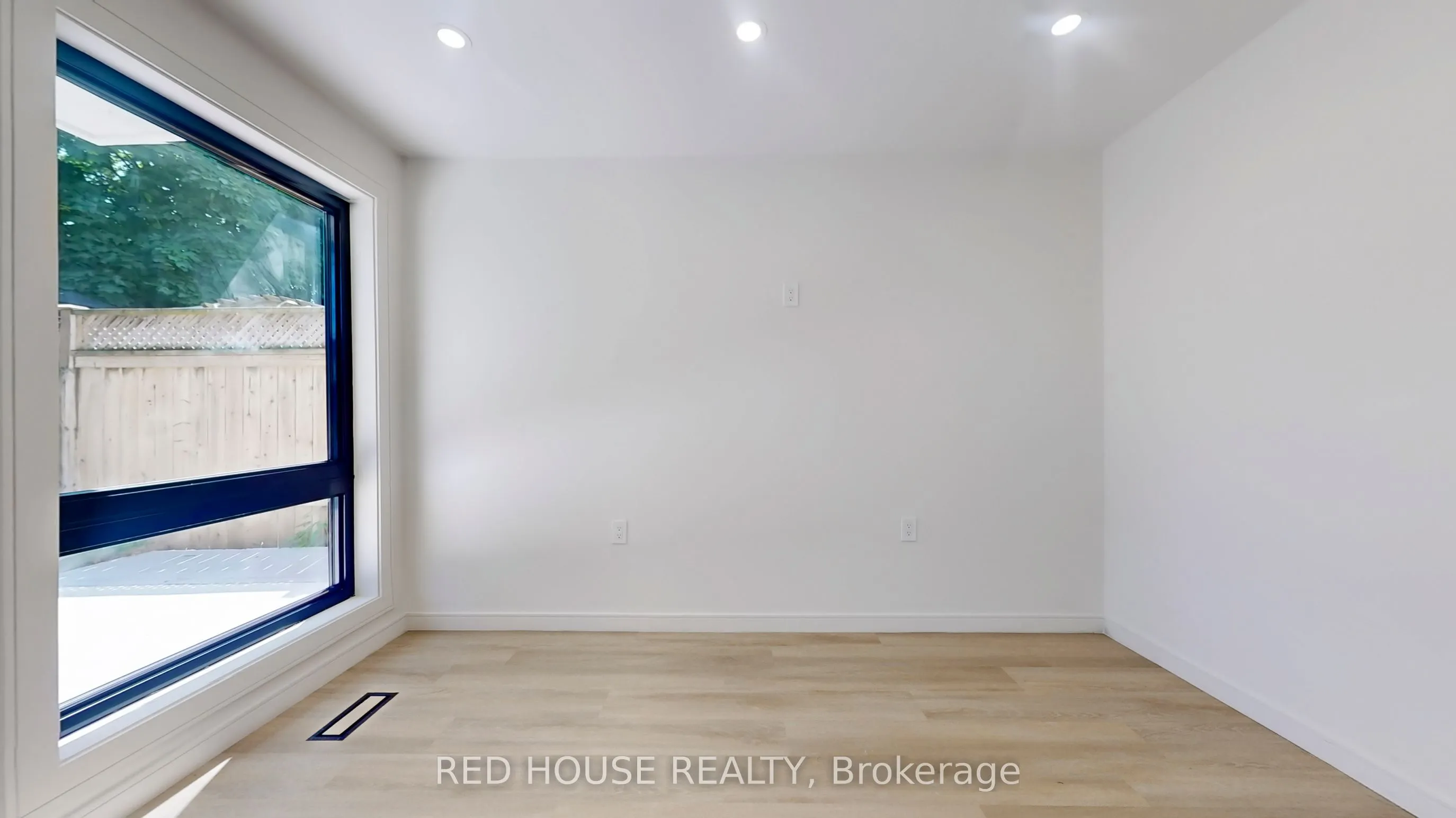 63 Derwyn Road, #1