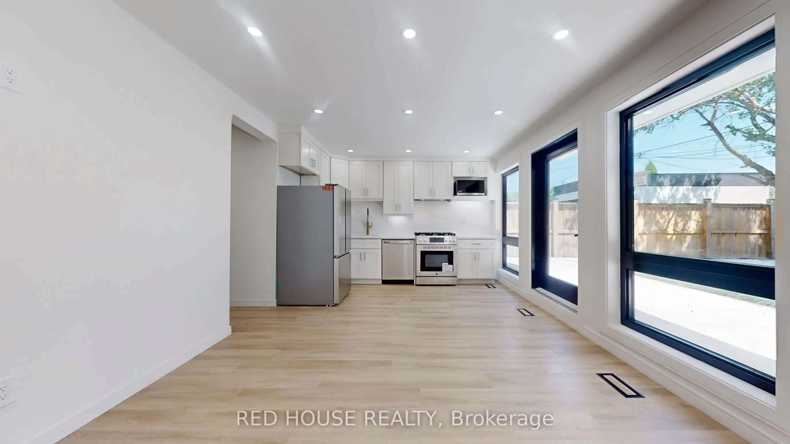 63 Derwyn Road, #1