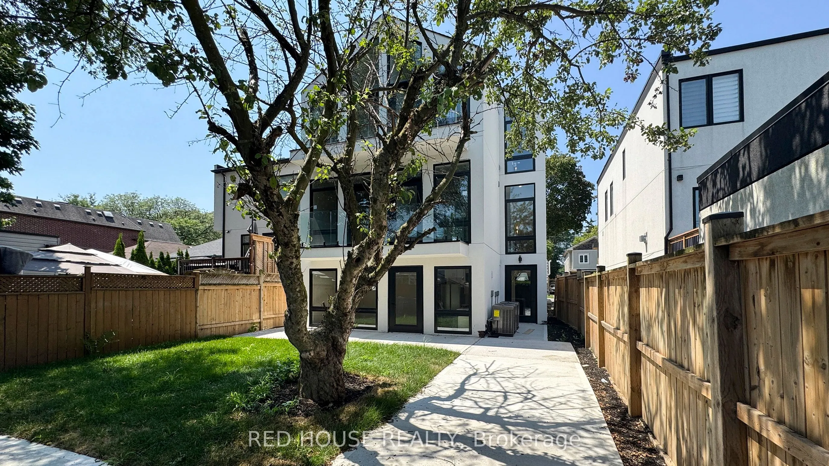 63 Derwyn Road, #1