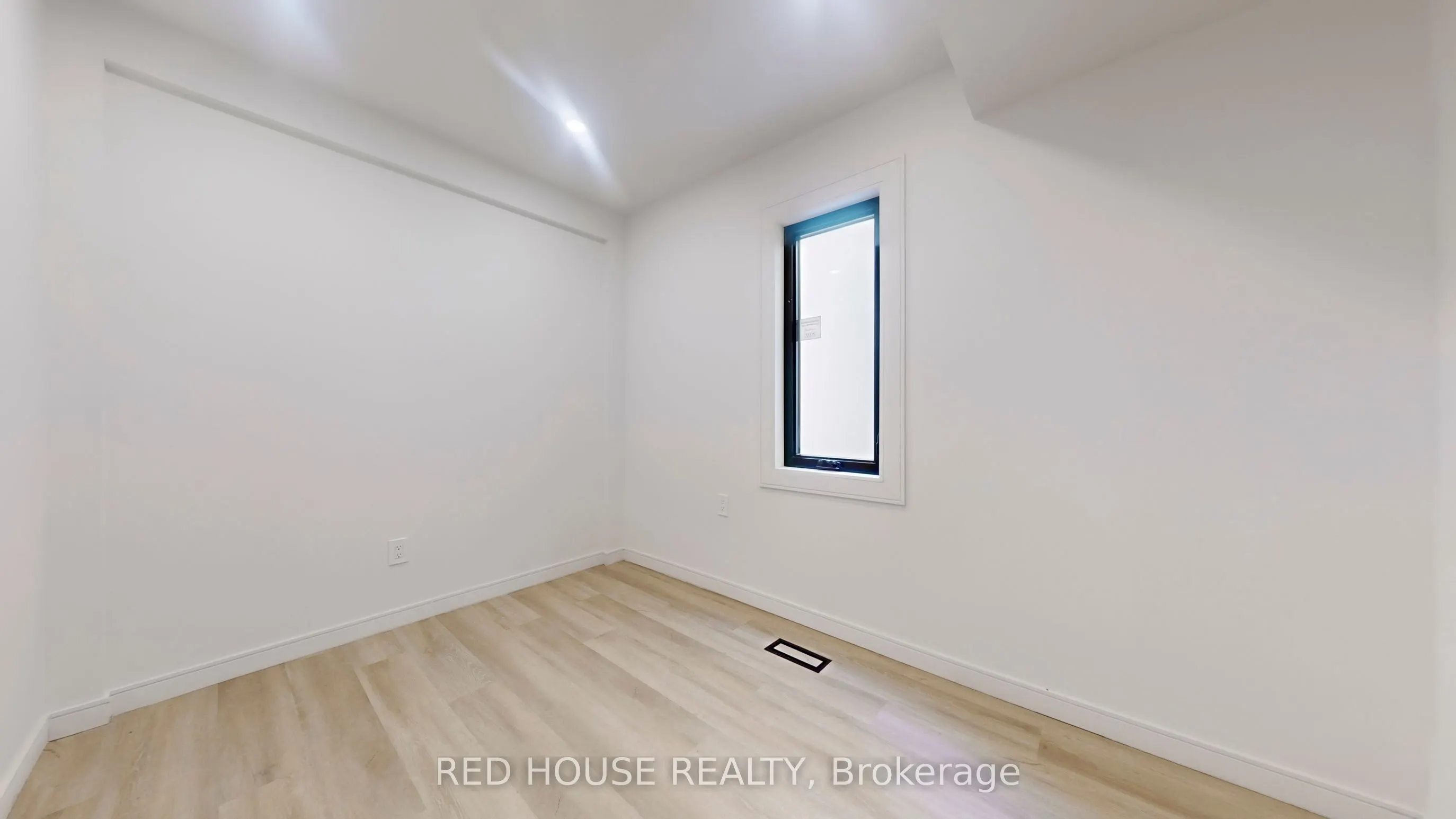 63 Derwyn Road, #1