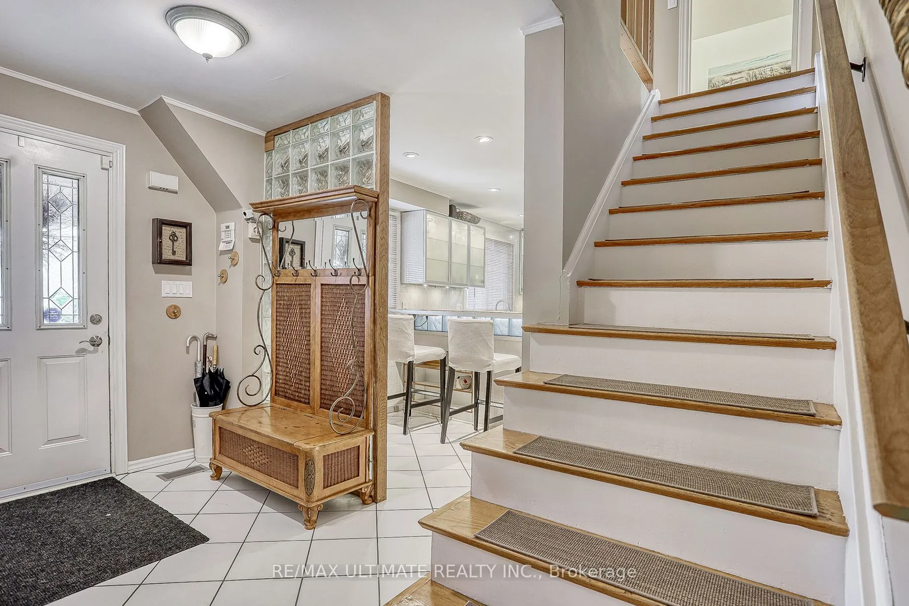 103 Weir Crescent