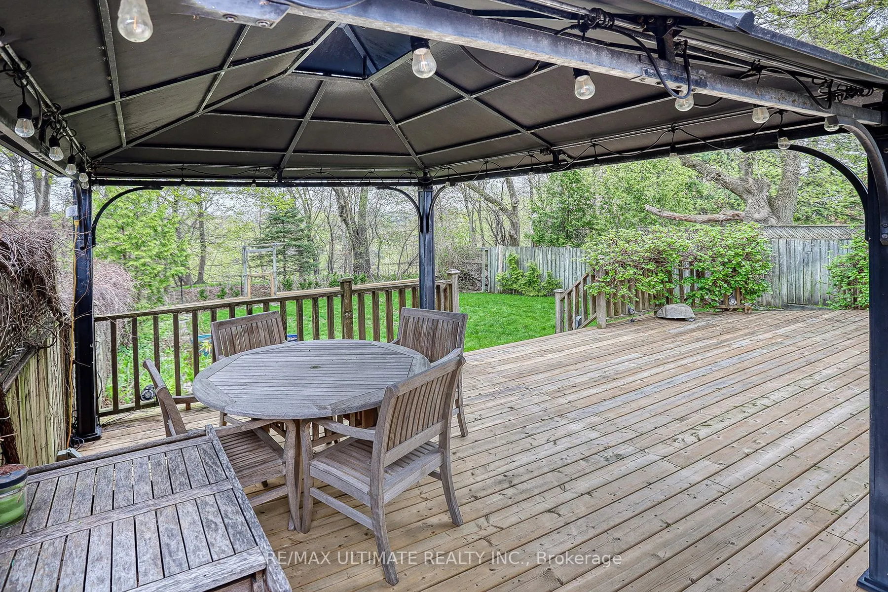 103 Weir Crescent