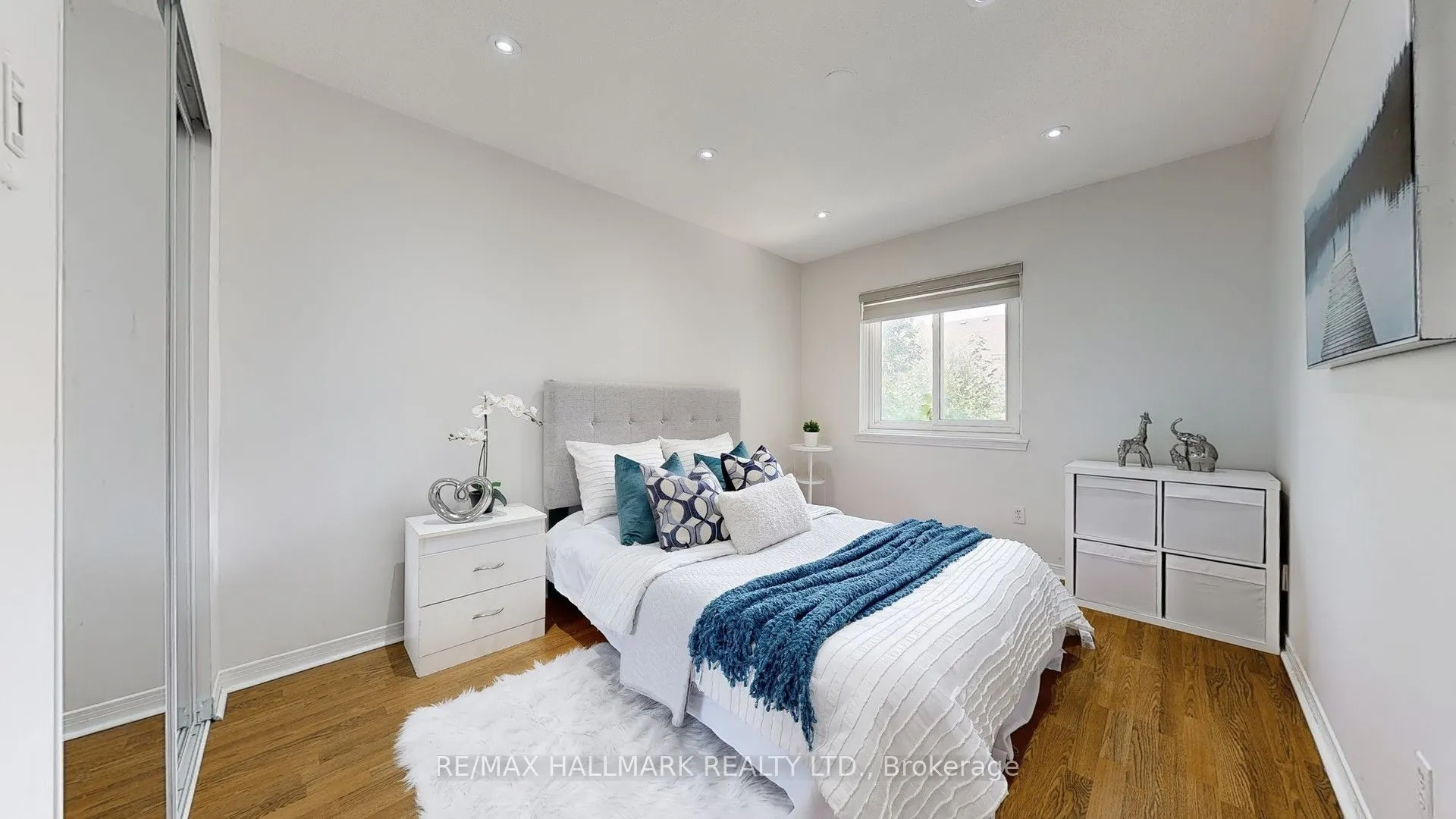5 Ecclesfield Drive
