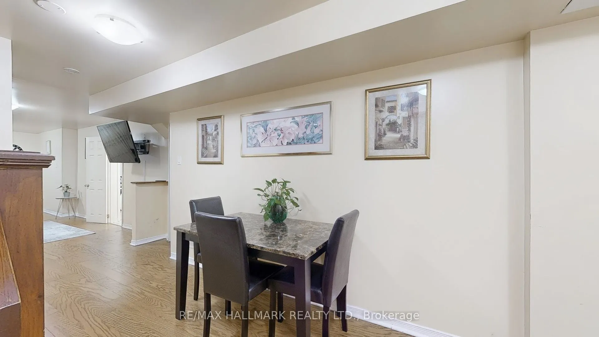 5 Ecclesfield Drive