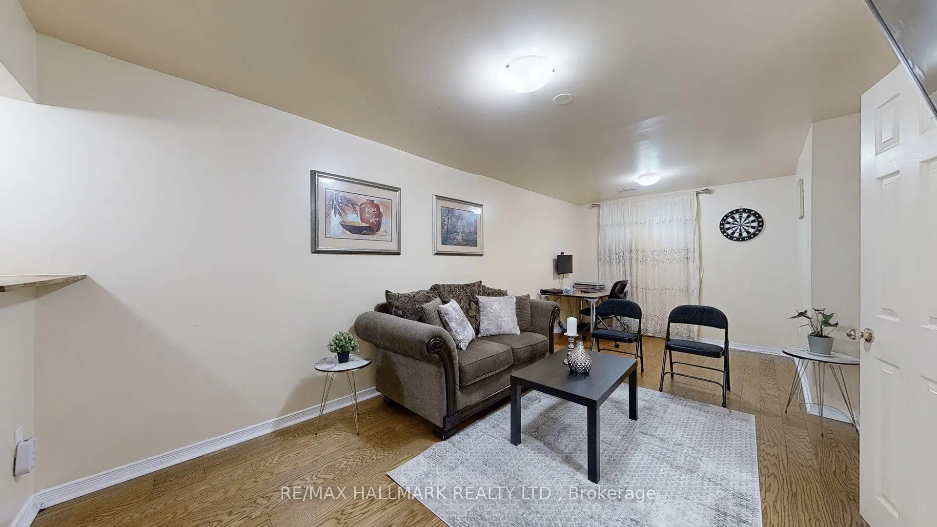 5 Ecclesfield Drive