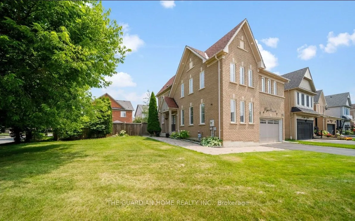 15 Ryder Crescent