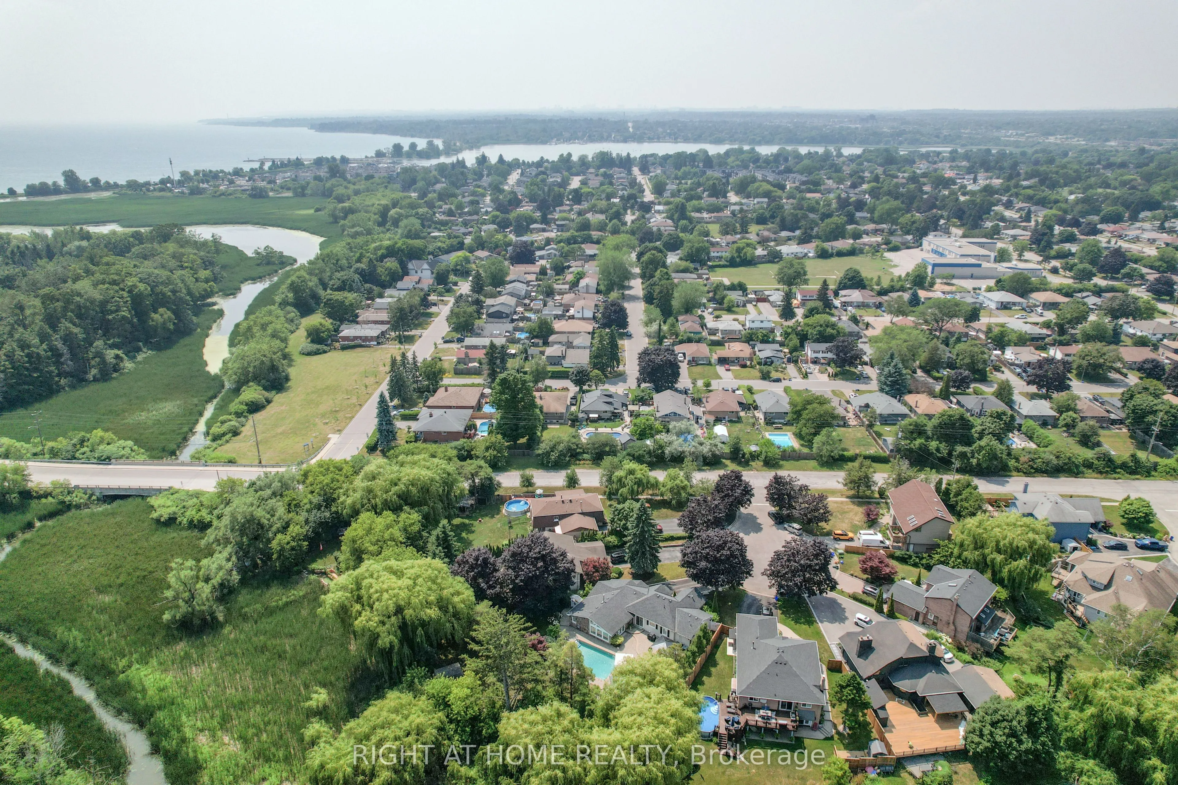 1549 Willowside Court