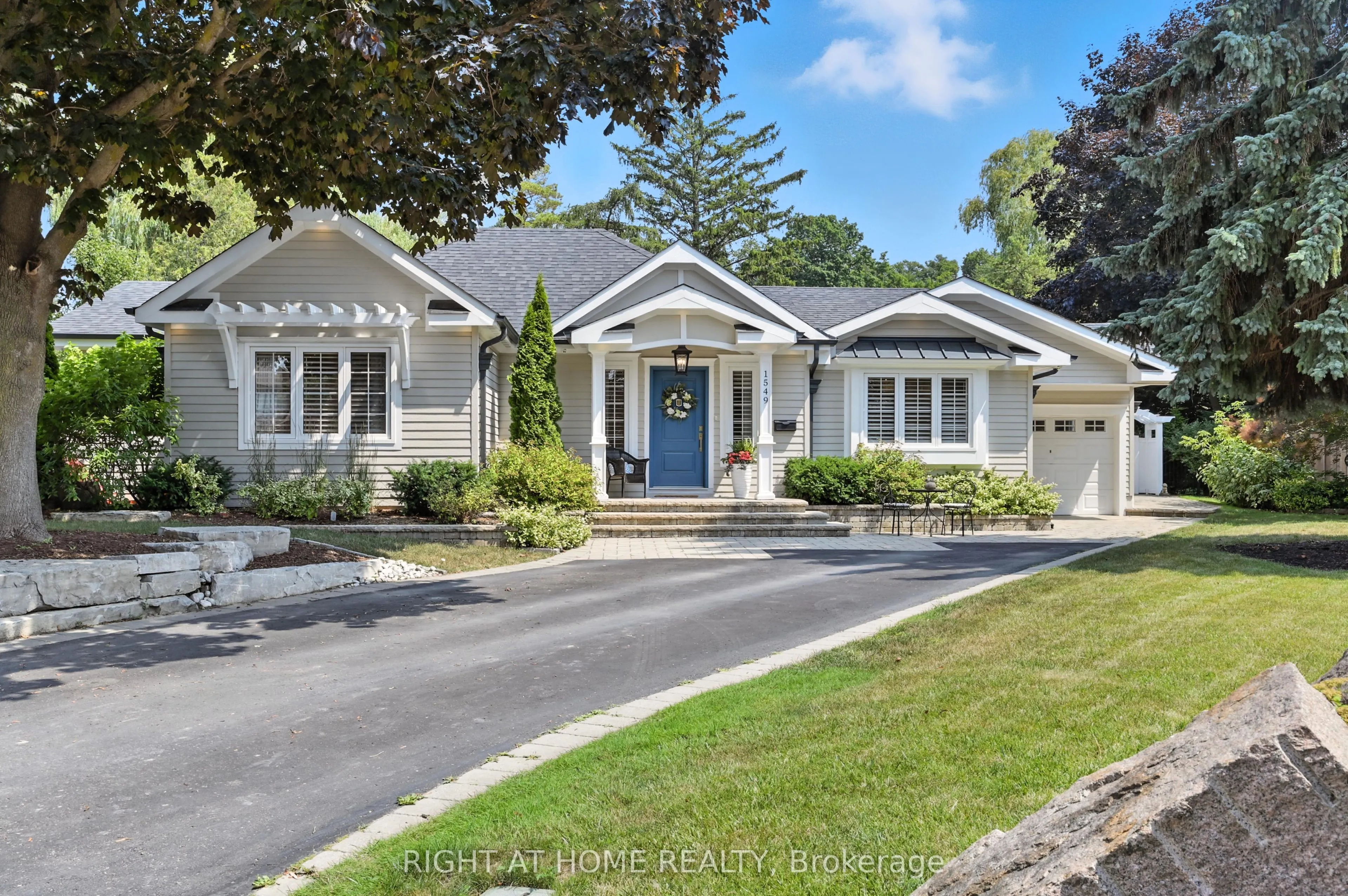 1549 Willowside Court