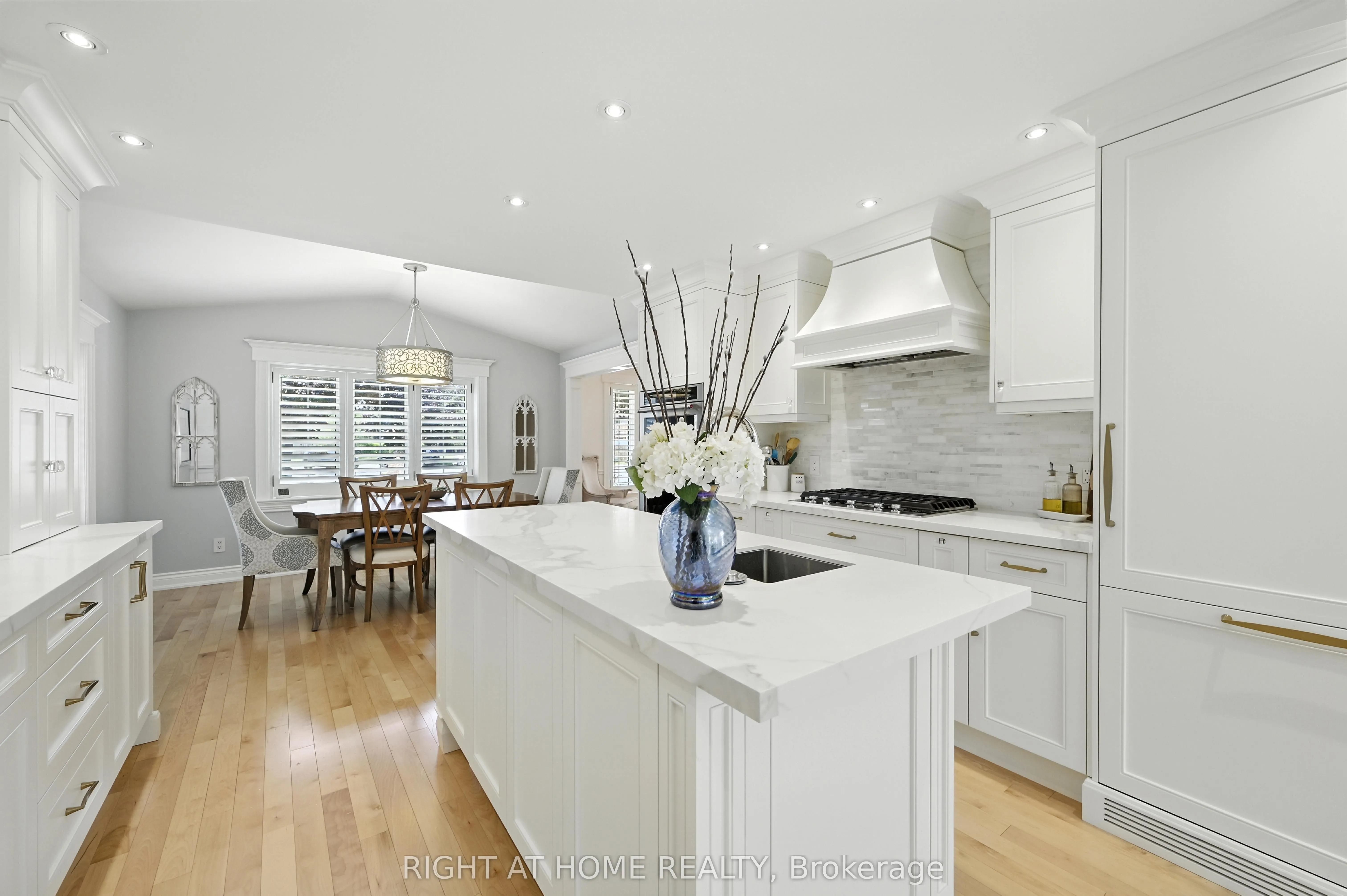 1549 Willowside Court