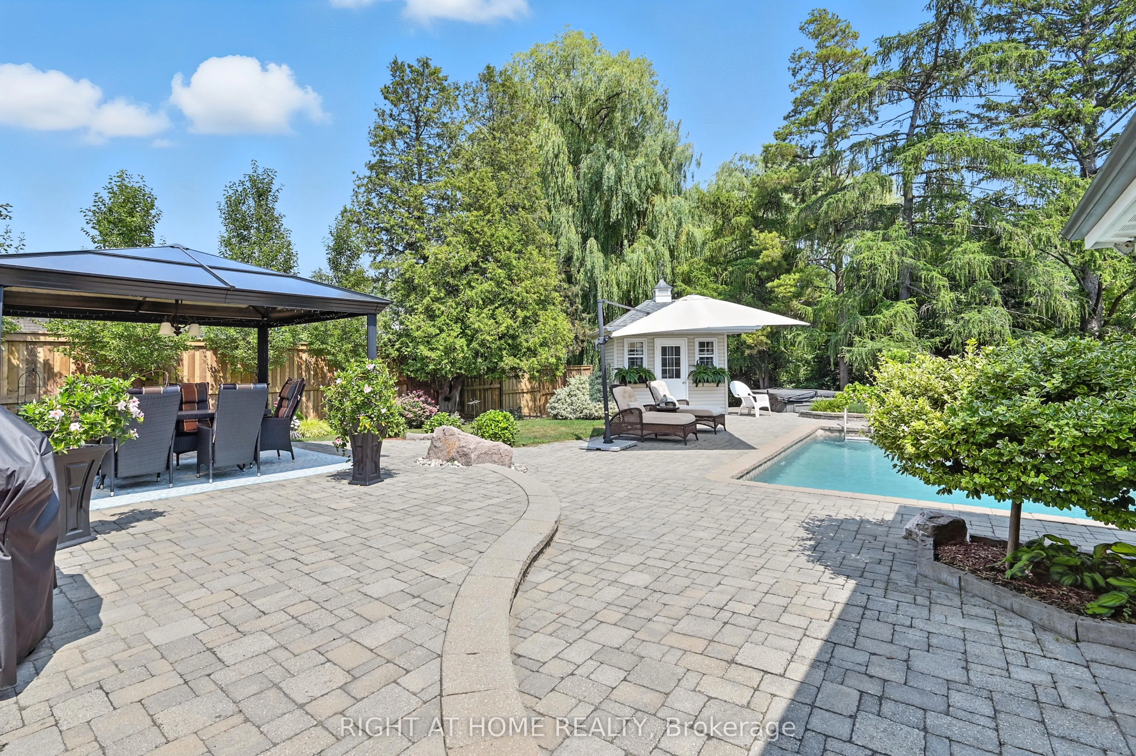 1549 Willowside Court