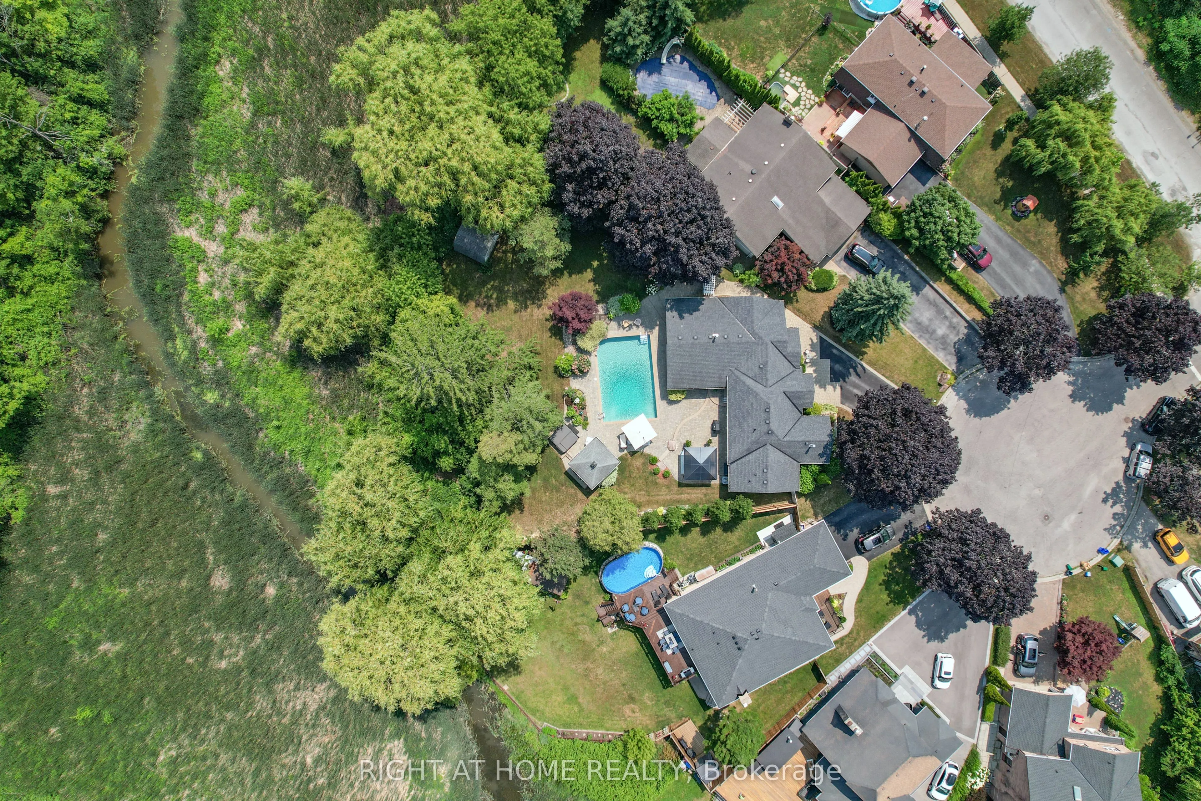 1549 Willowside Court
