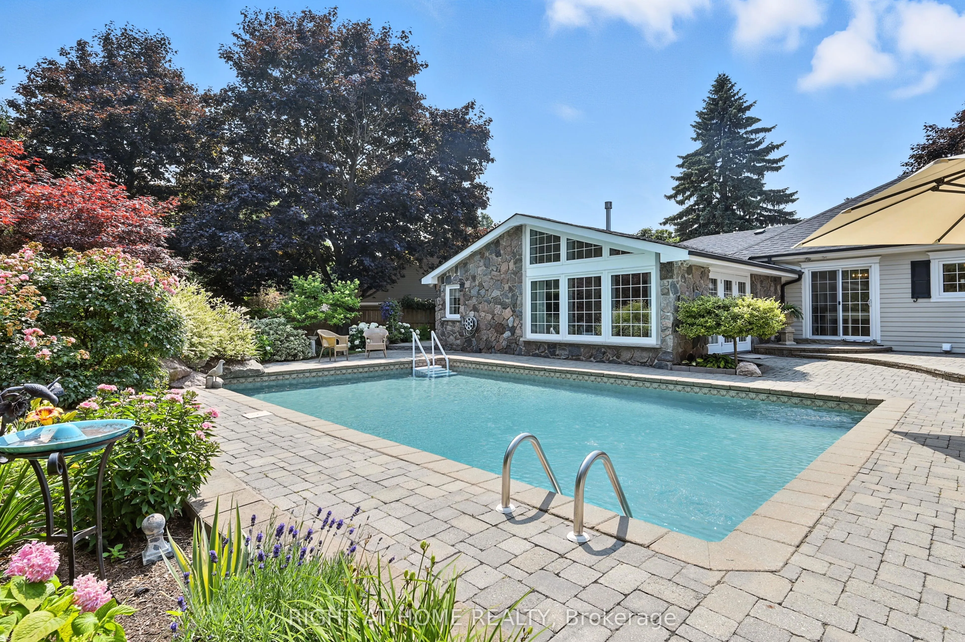 1549 Willowside Court