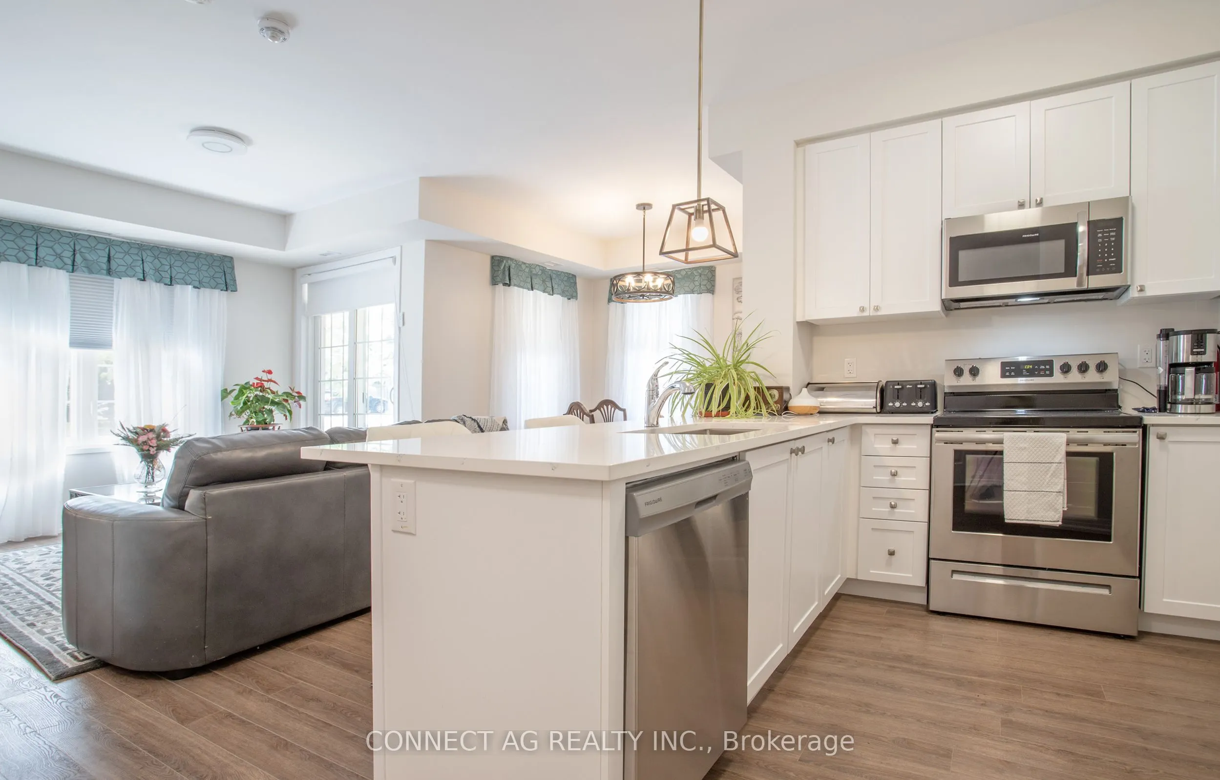 65 Shipway Avenue E, #111