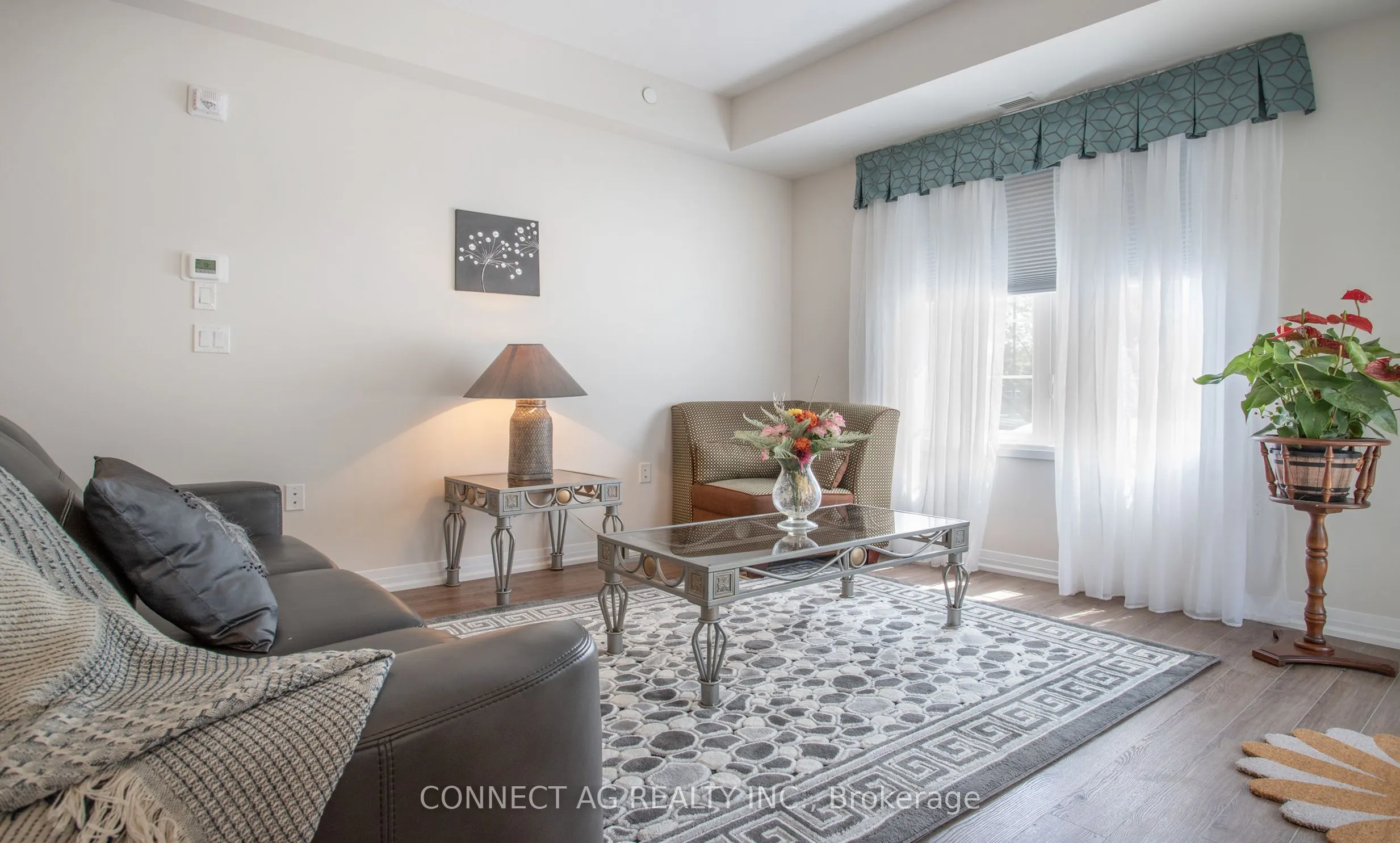 65 Shipway Avenue E, #111