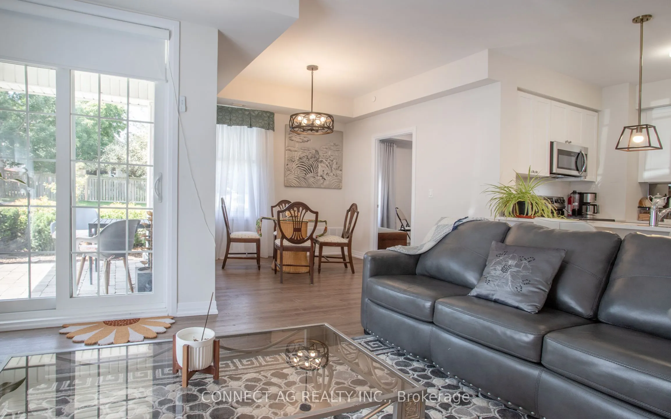 65 Shipway Avenue E, #111