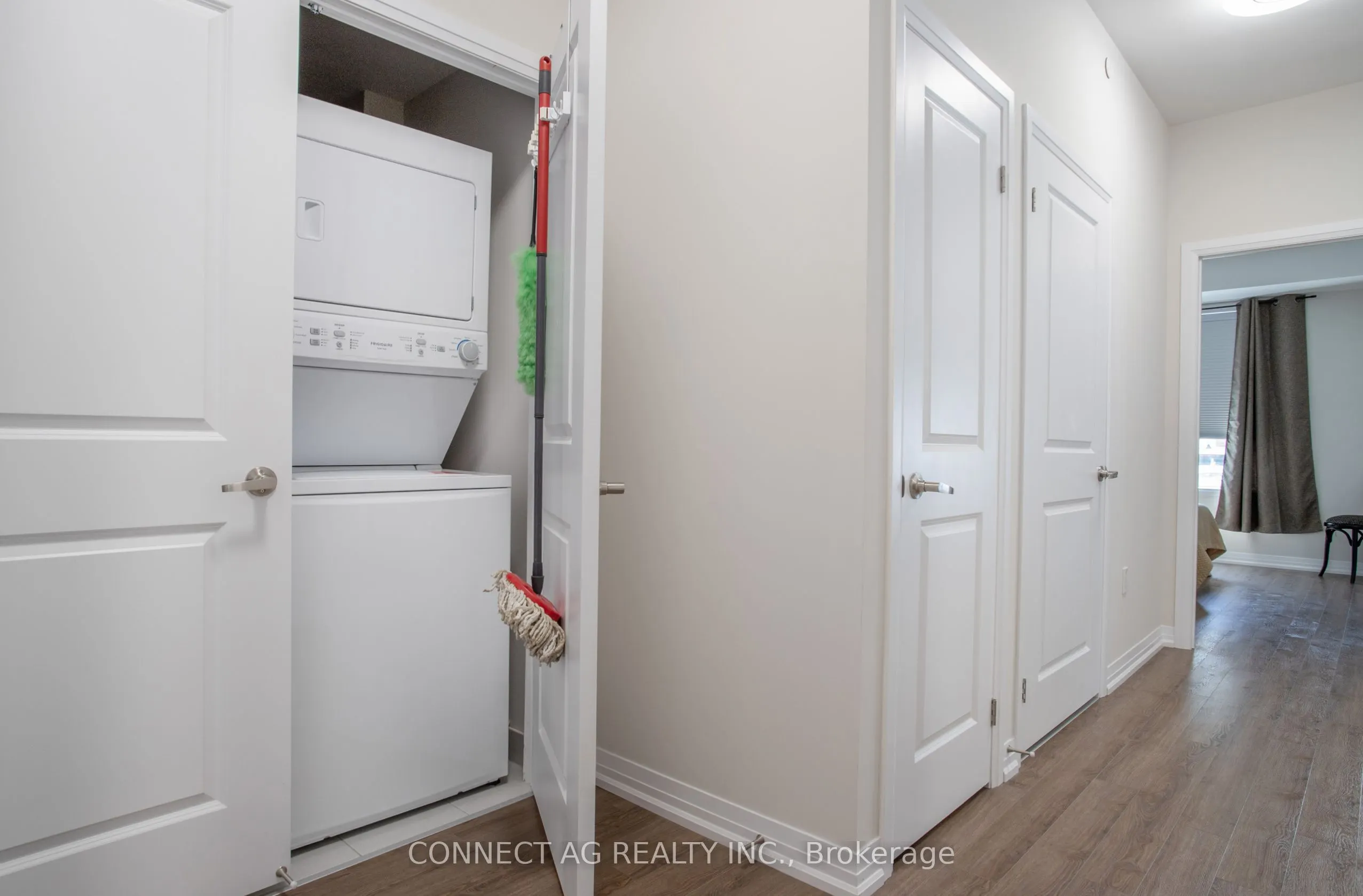 65 Shipway Avenue E, #111