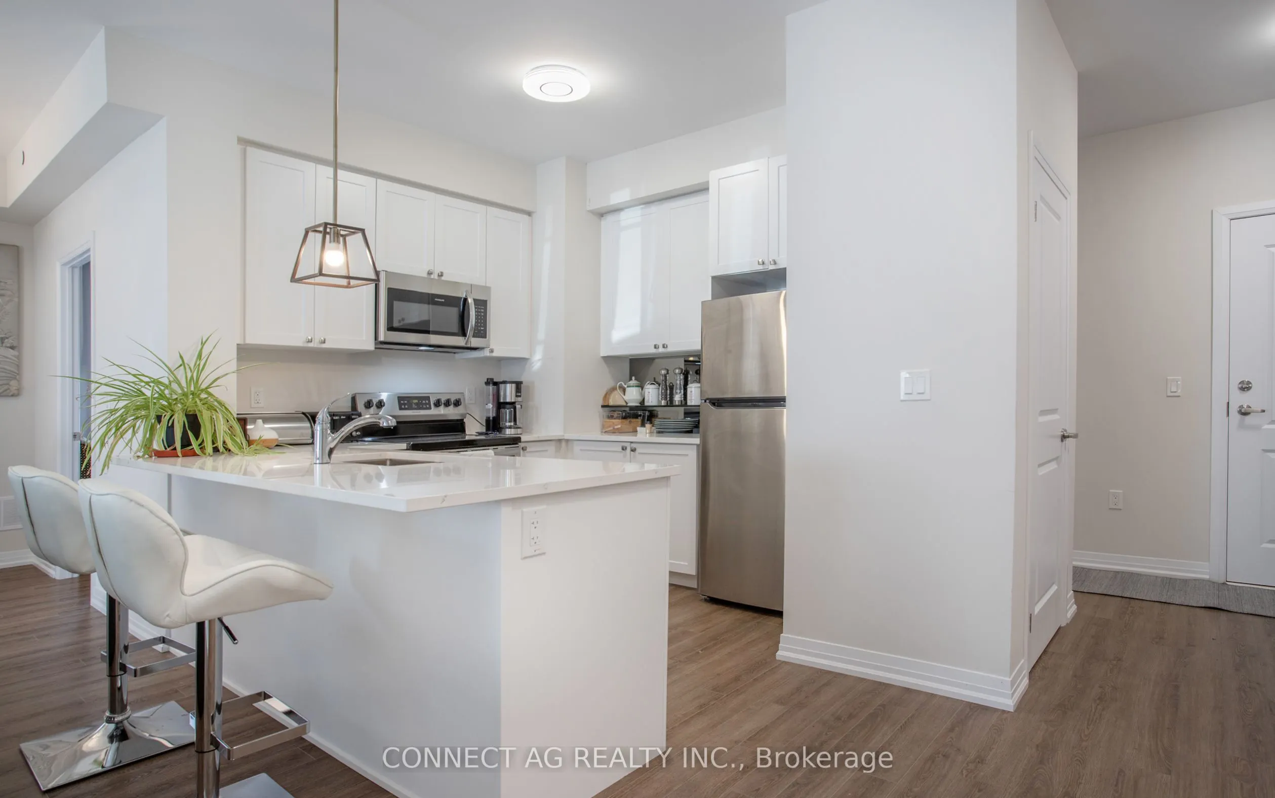 65 Shipway Avenue E, #111