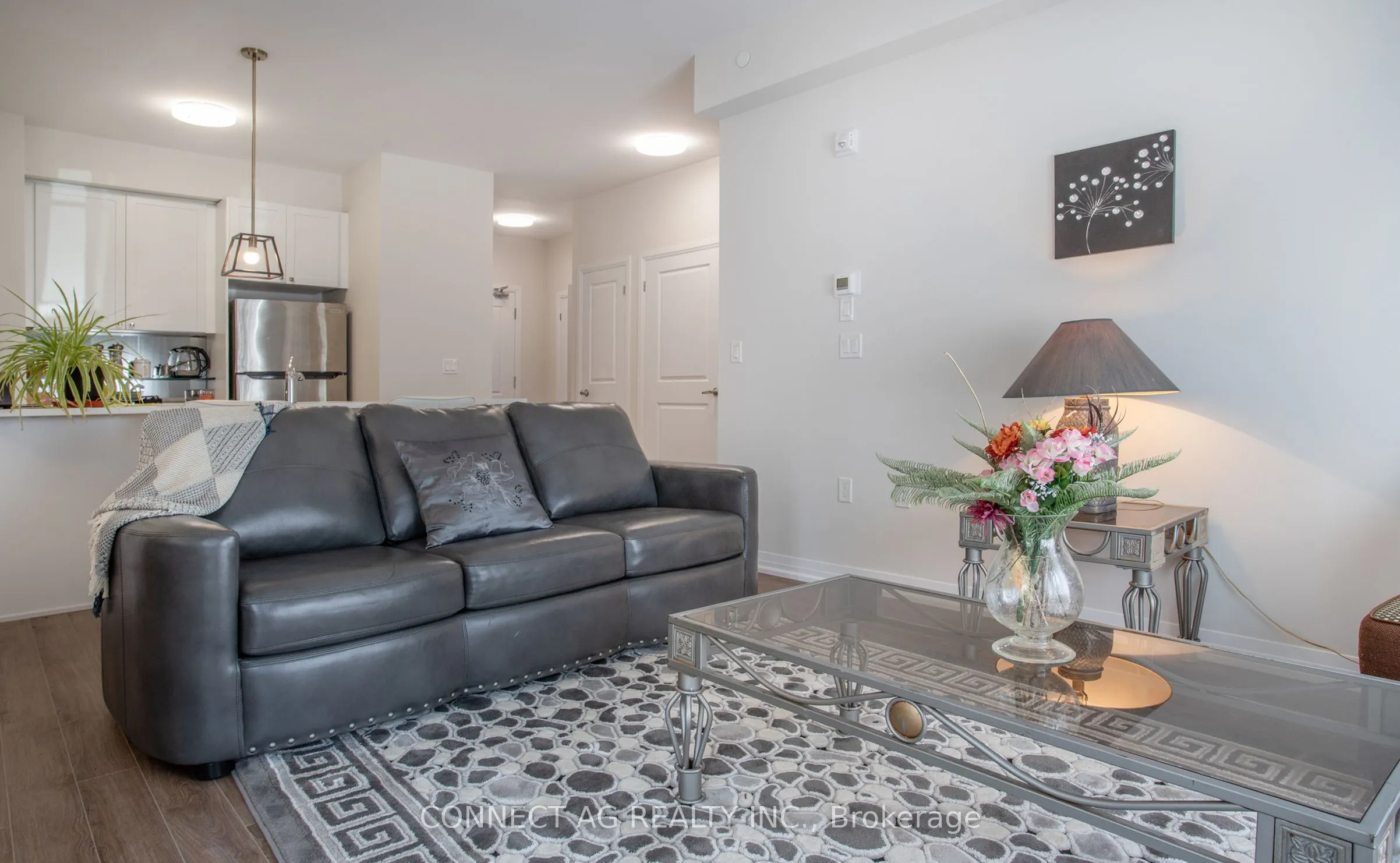 65 Shipway Avenue E, #111