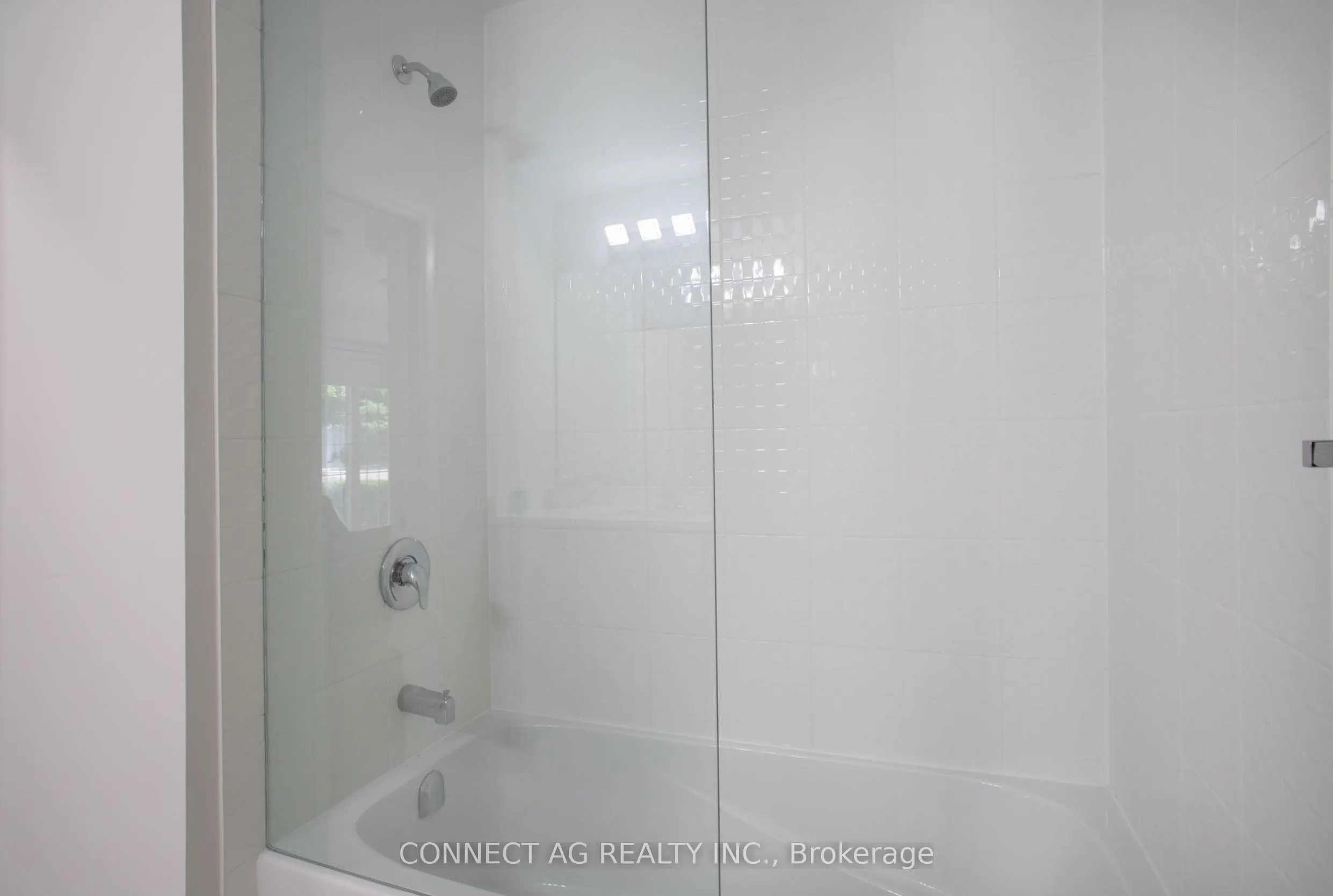 65 Shipway Avenue E, #111