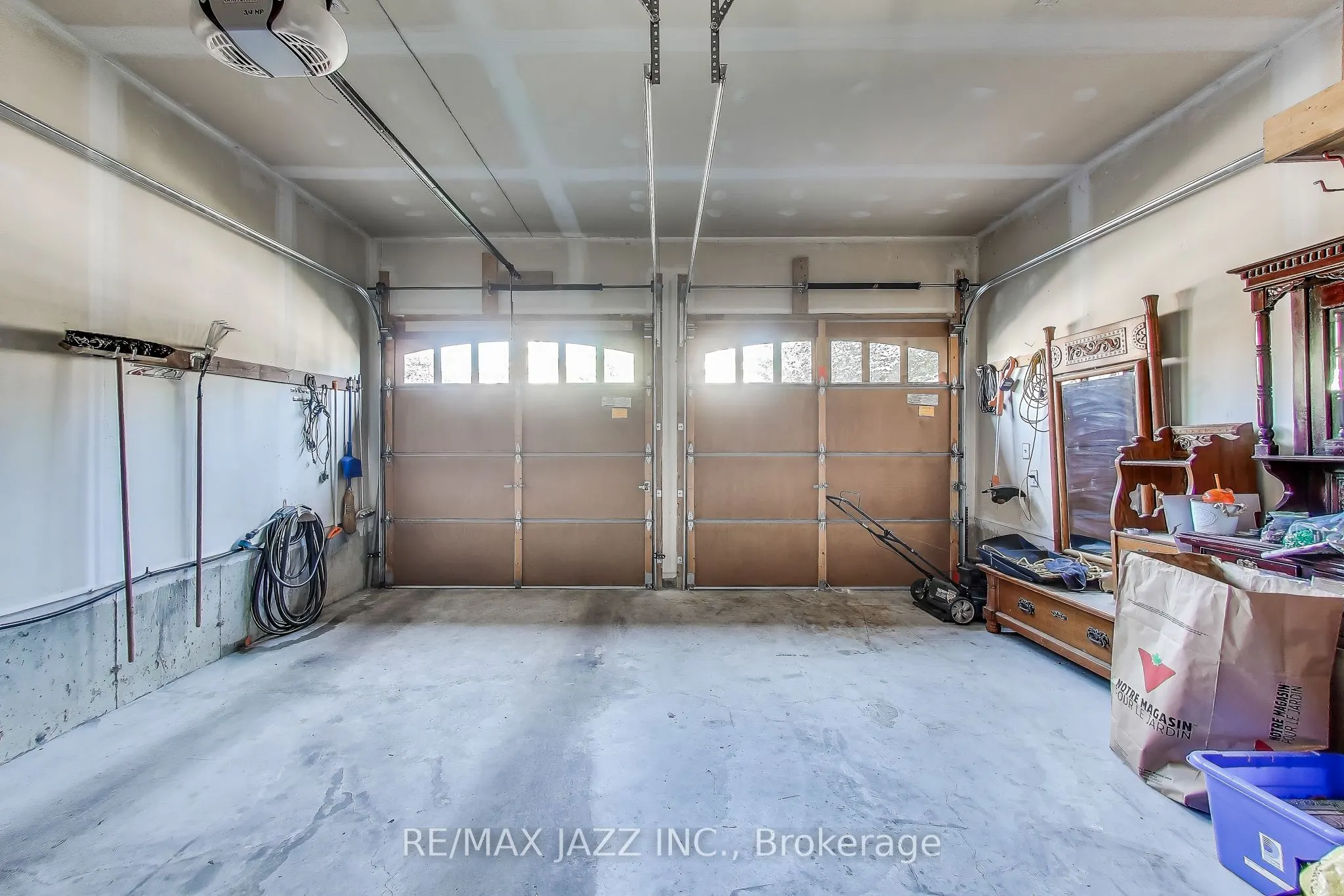 2392 Secreto Drive