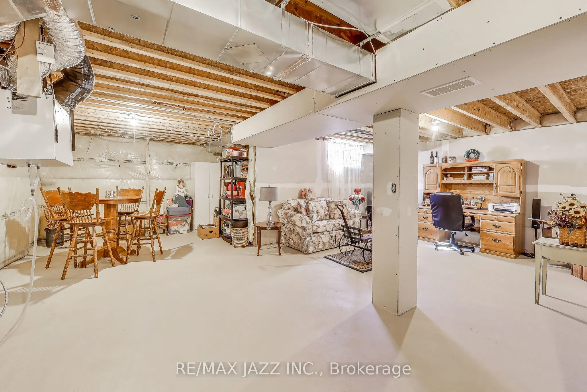 2392 Secreto Drive