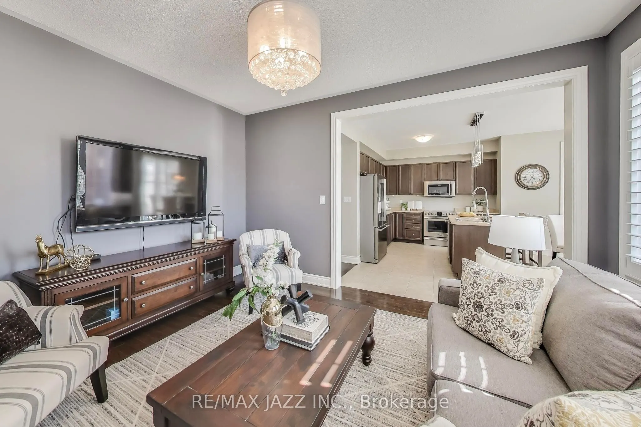 2392 Secreto Drive