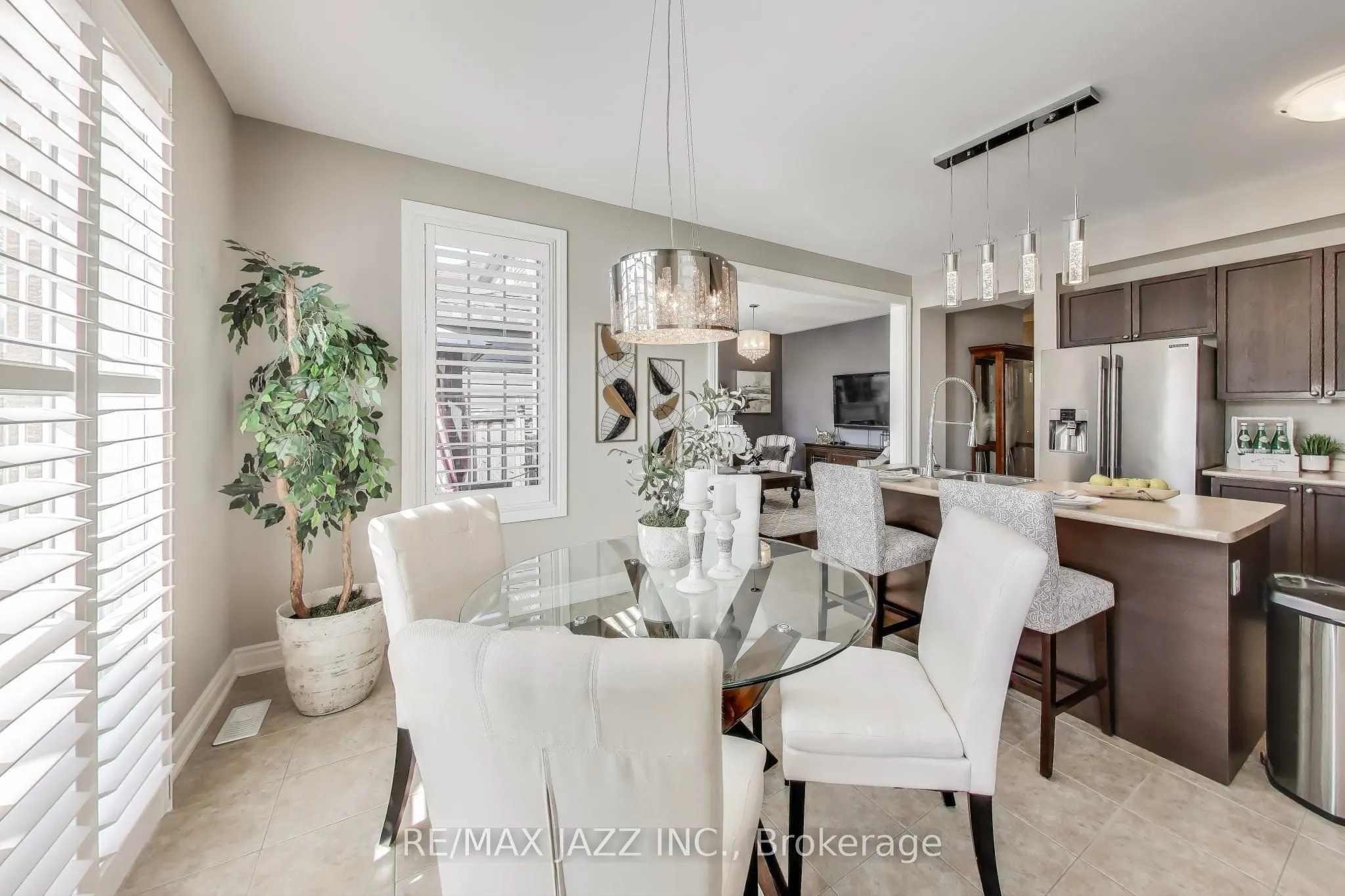 2392 Secreto Drive
