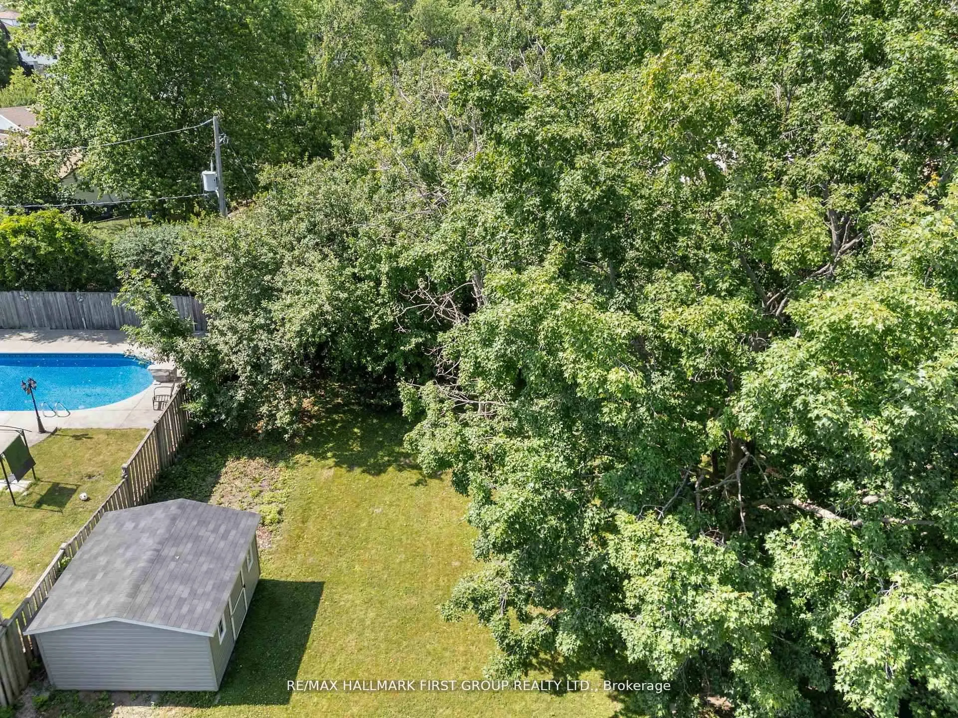20 Lambard Crescent