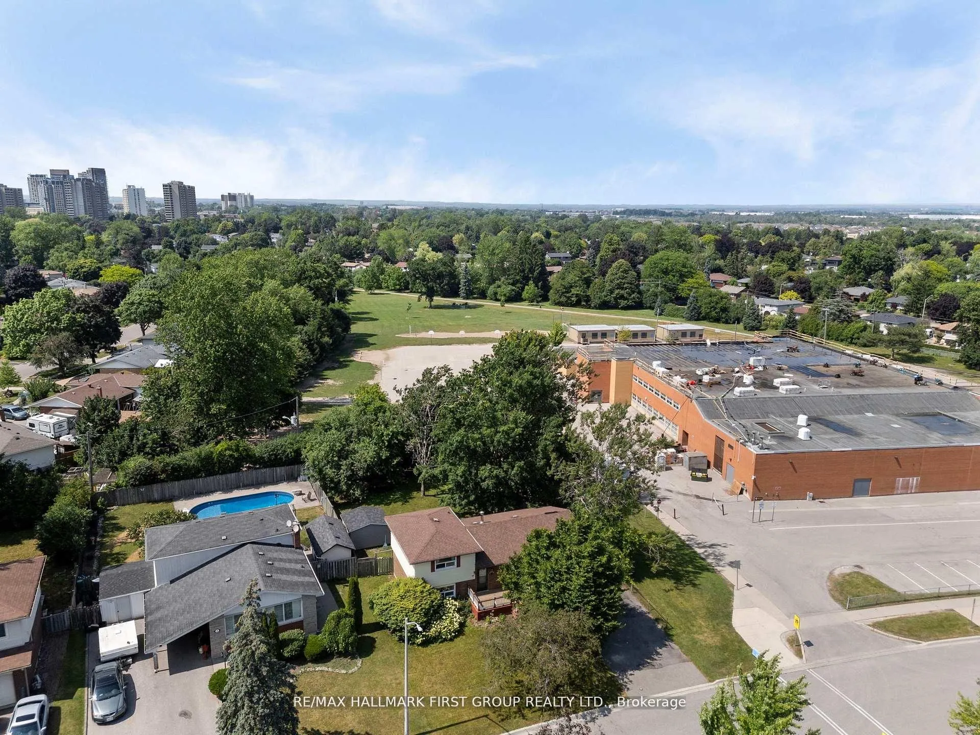 20 Lambard Crescent