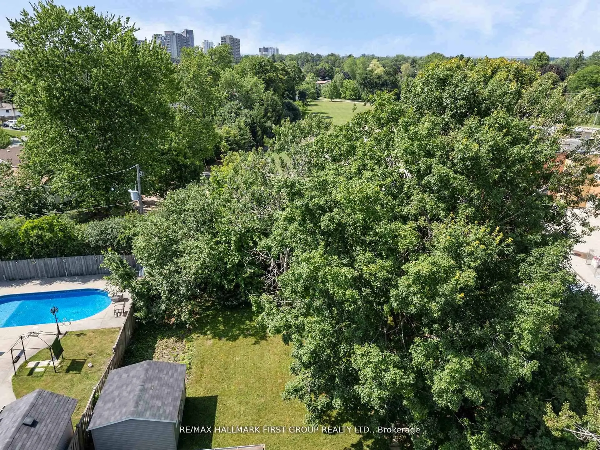 20 Lambard Crescent