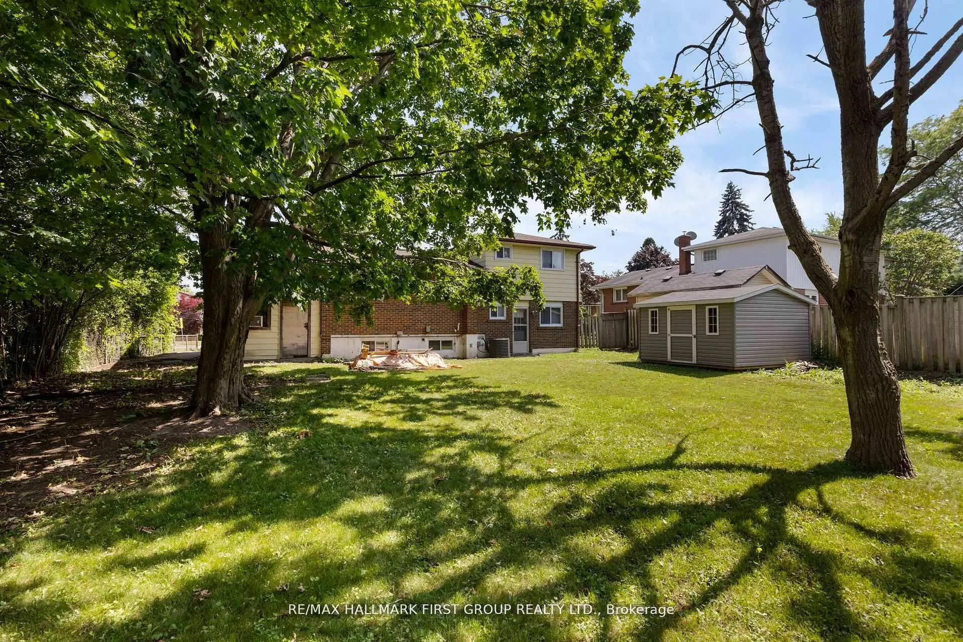 20 Lambard Crescent
