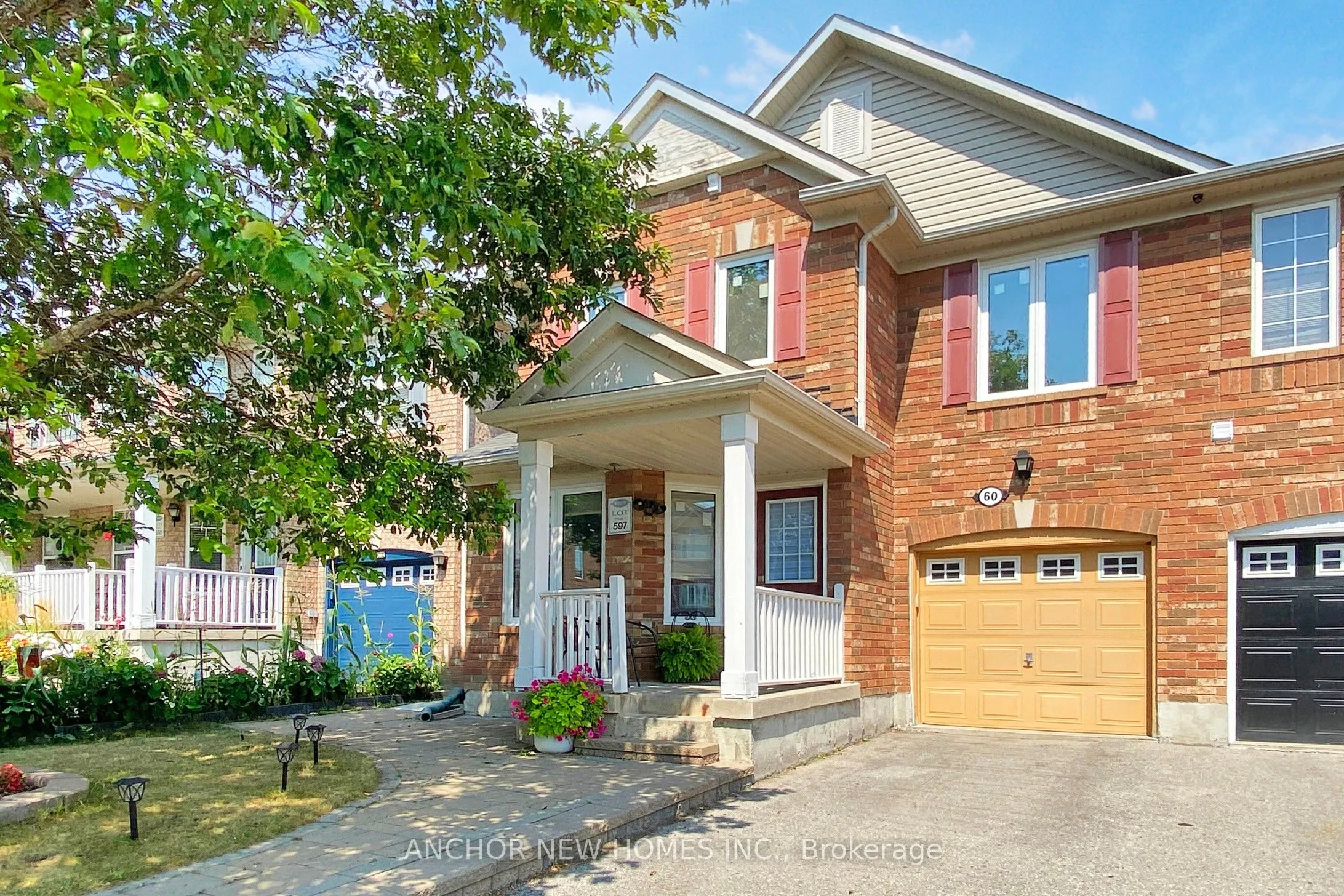 60 Coyote Crescent