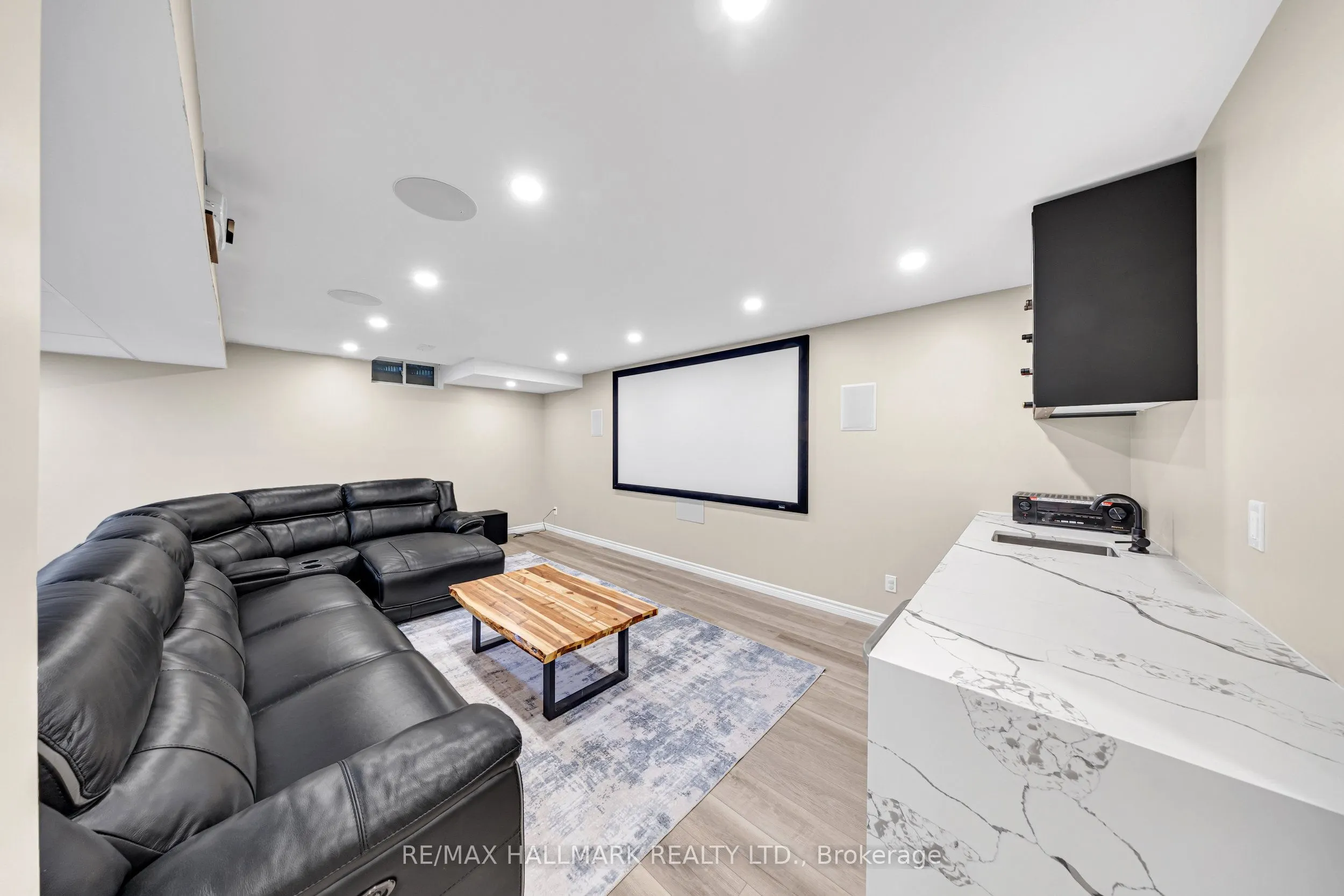 150 Bannister Street