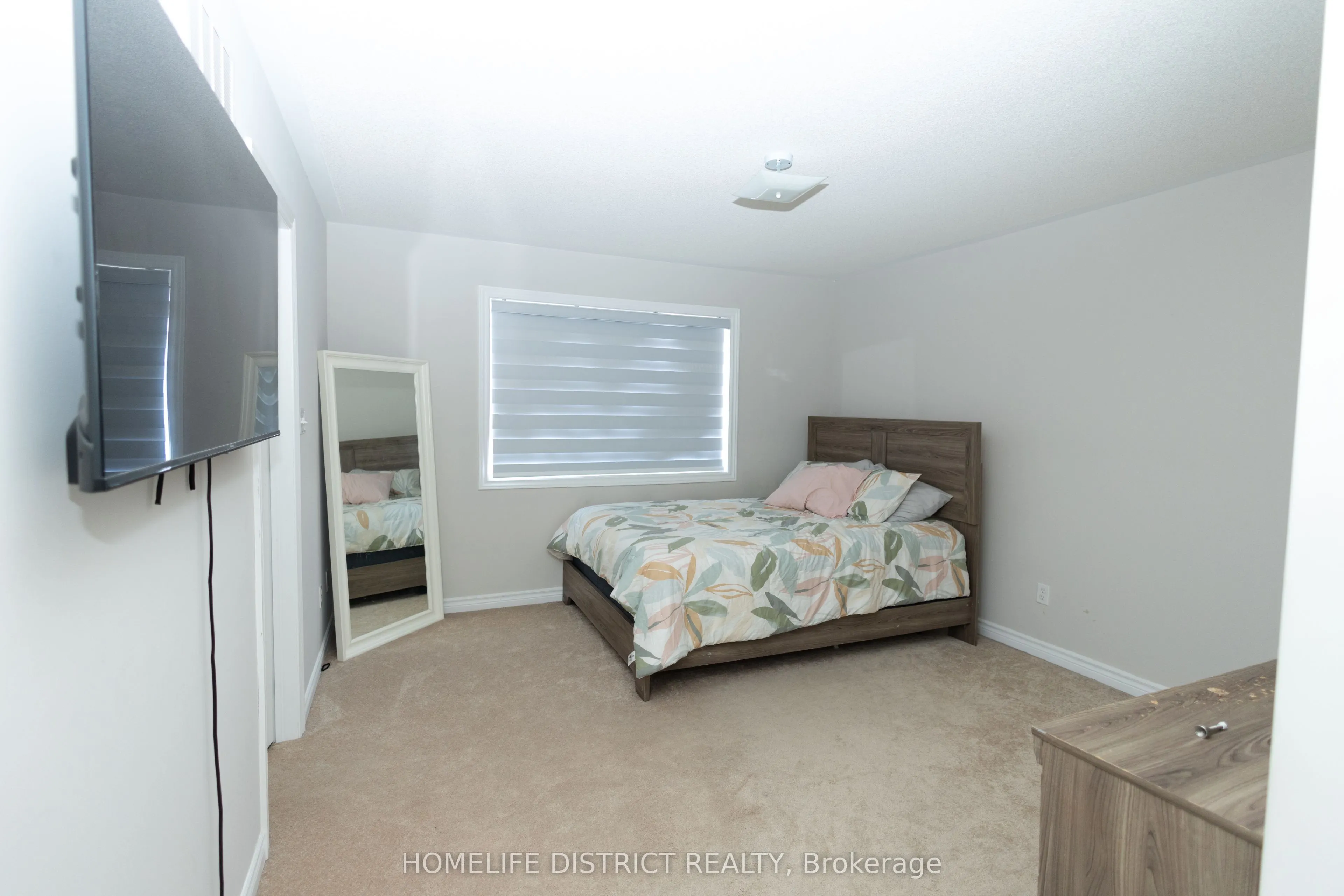 1085 Skyridge Boulevard