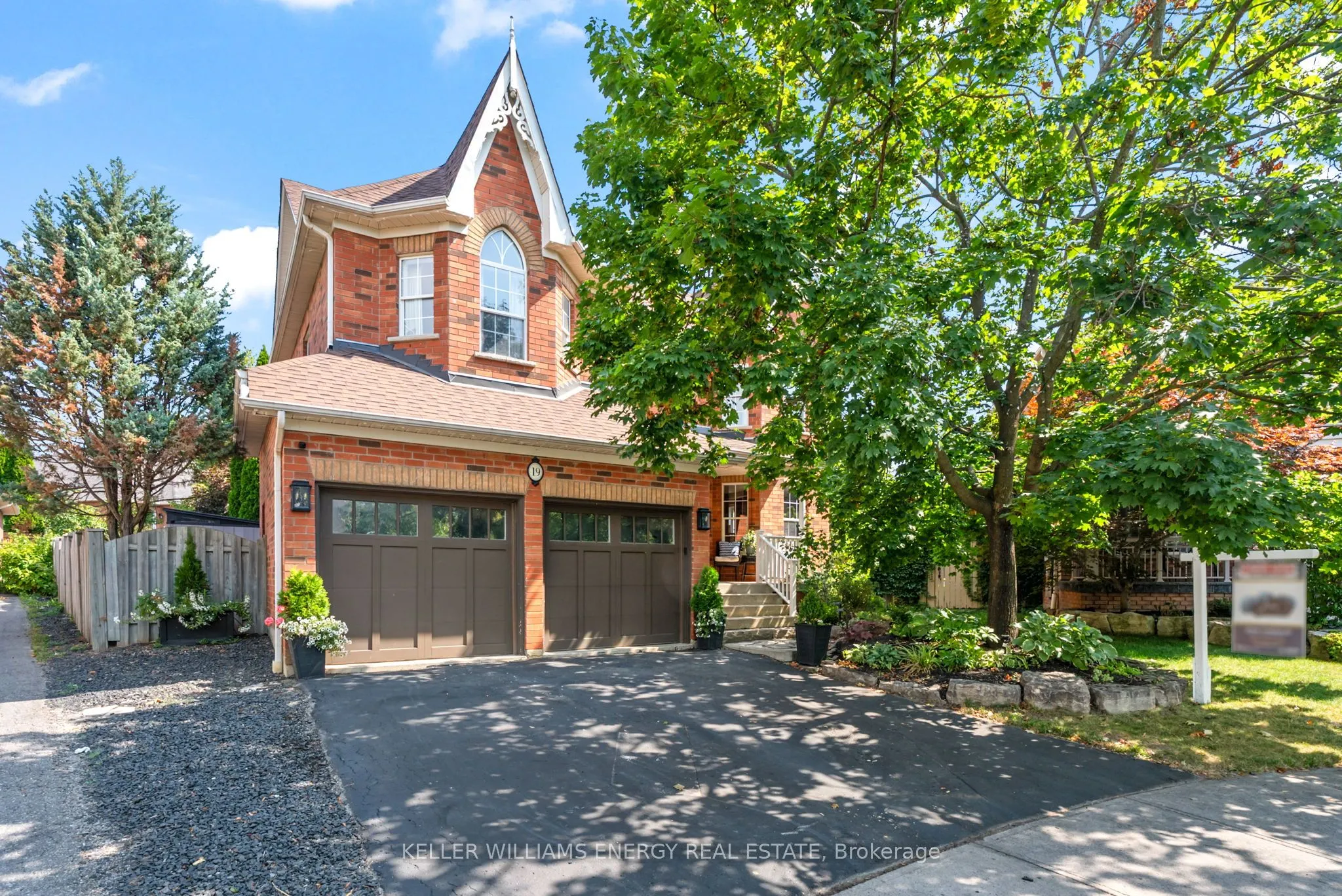 19 Sturgess Crescent