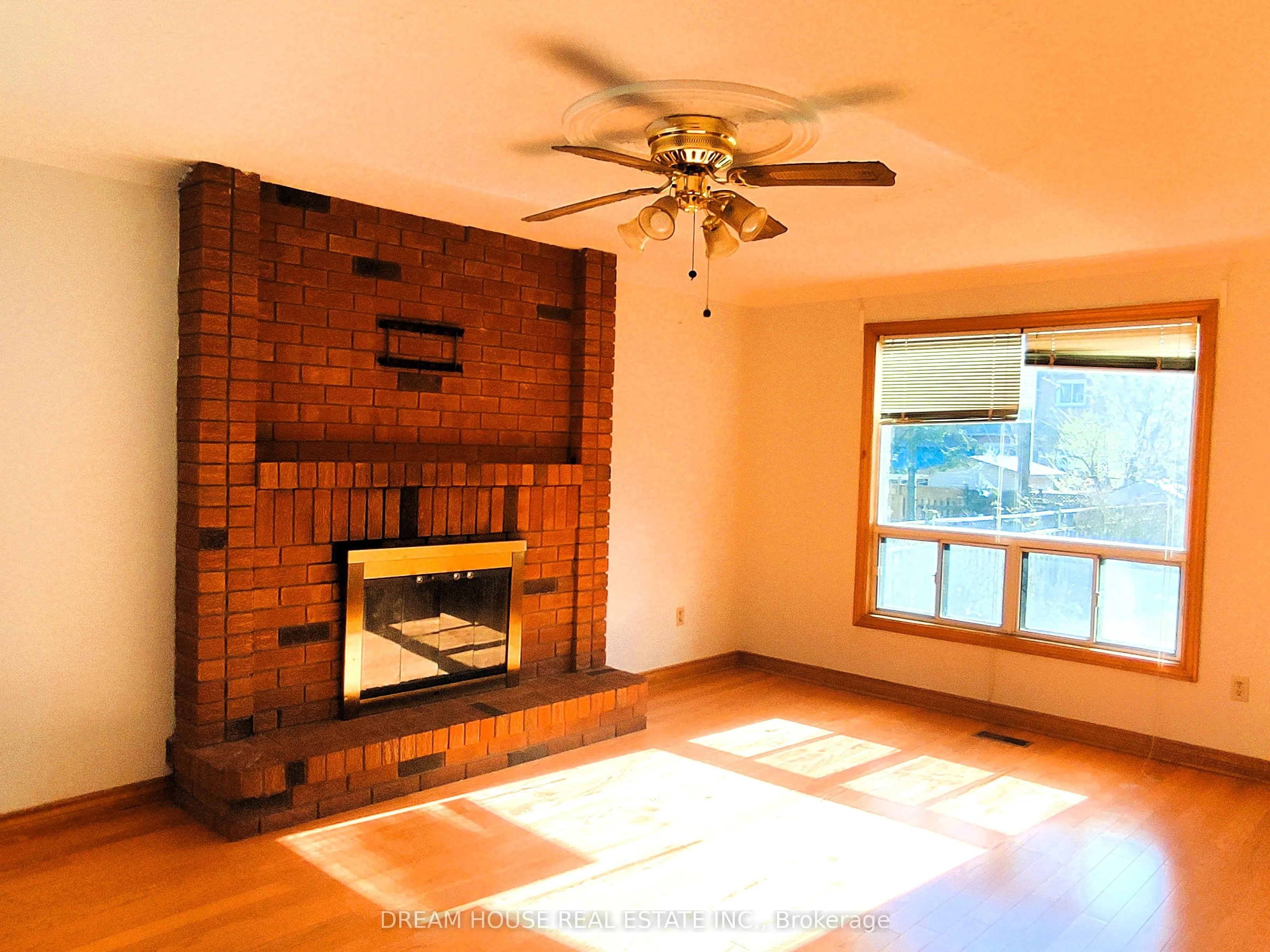 176 Conlins Road, #Main